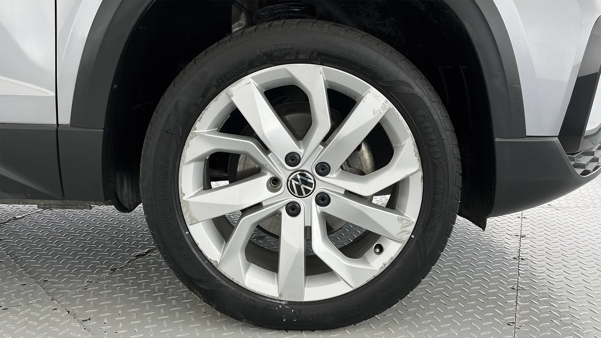 VOLKSWAGEN TAOS COMFORTLINE TP 1400CC T 6AB ABS