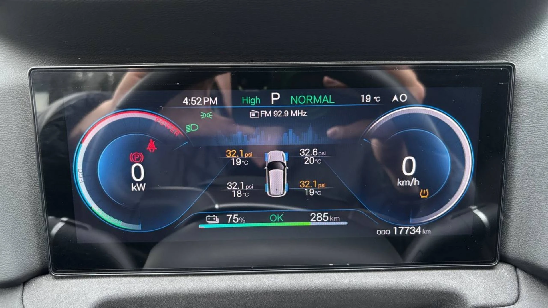 BYD YUAN UP EV AT 130KW 6AB ABS