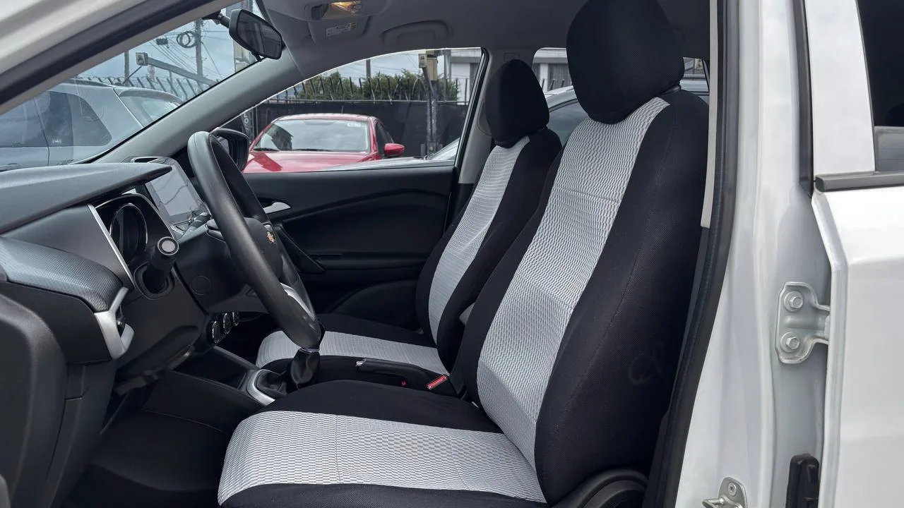 CHEVROLET TRACKER TURBO LS MT 1200CC 4X2