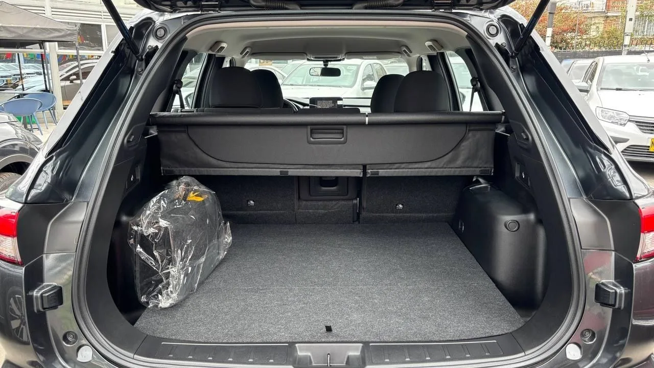 MITSUBISHI OUTLANDER 2.5L AT 2500CC 7AB 4X2