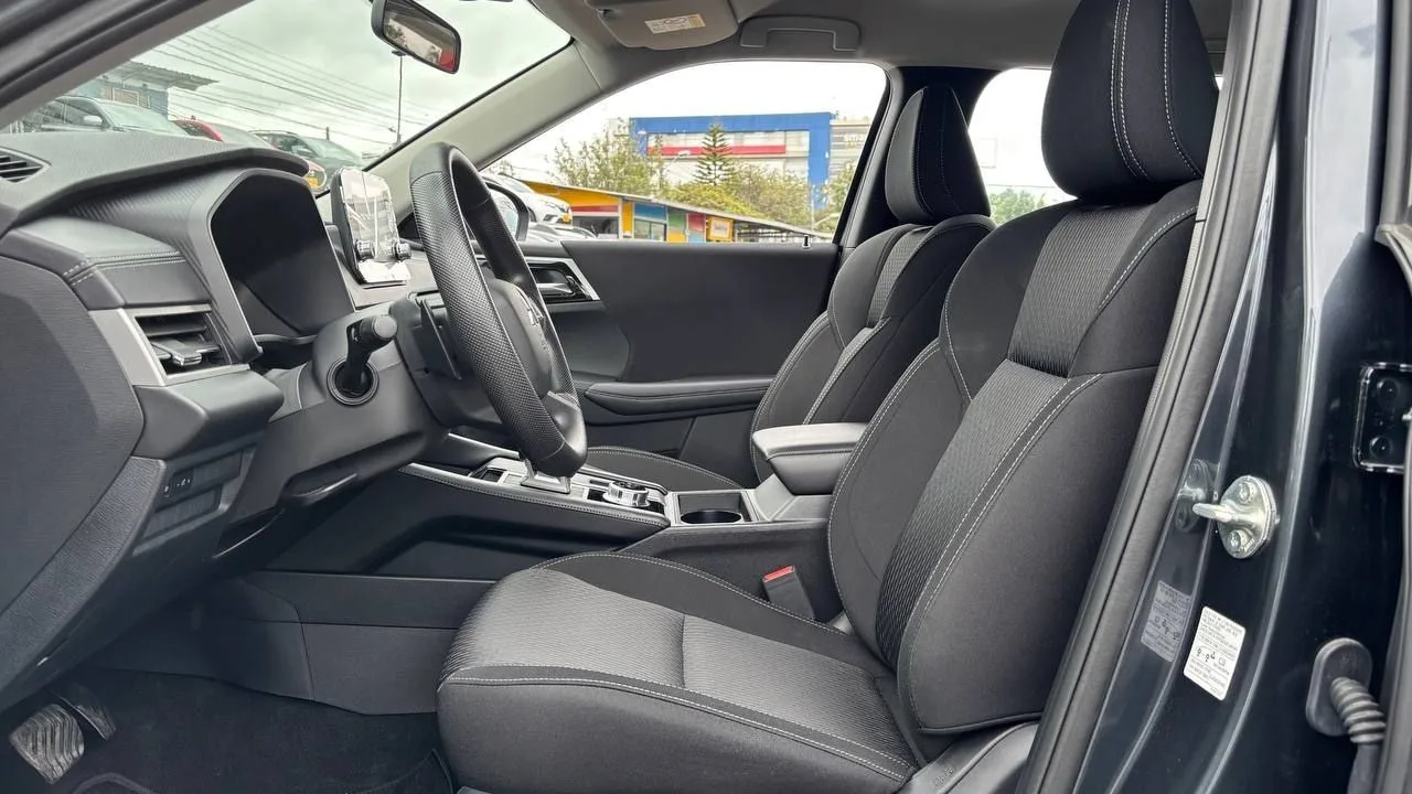 MITSUBISHI OUTLANDER 2.5L AT 2500CC 7AB 4X2