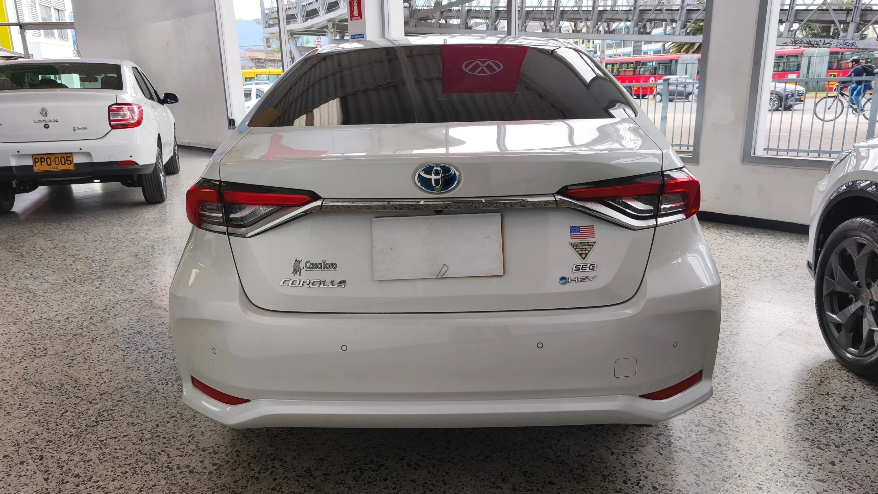 TOYOTA COROLLA SE-G HYBRID TP 1800CC 7AB ABS TC CT