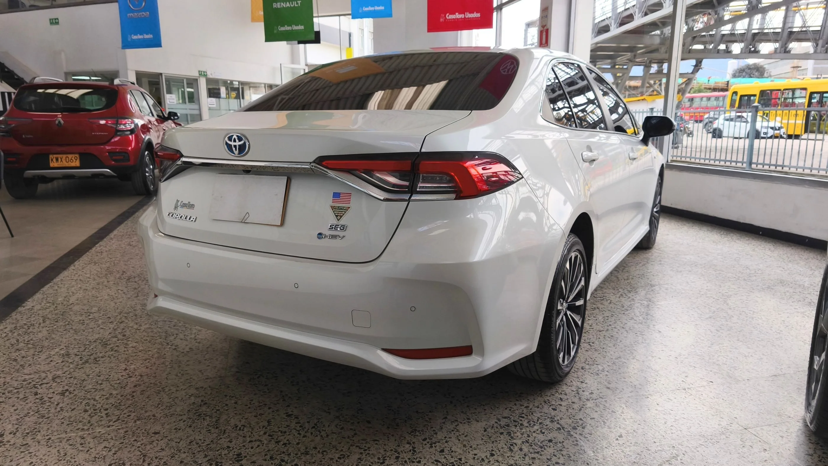 TOYOTA COROLLA SE-G HYBRID TP 1800CC 7AB ABS TC CT