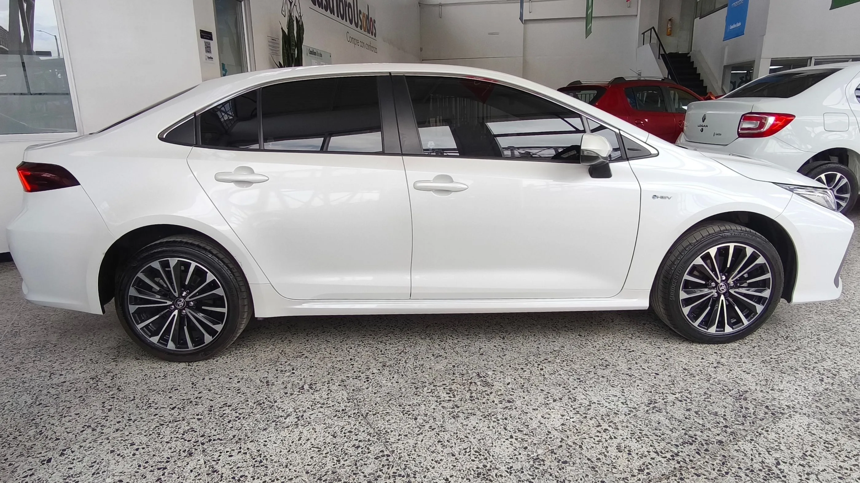 TOYOTA COROLLA SE-G HYBRID TP 1800CC 7AB ABS TC CT