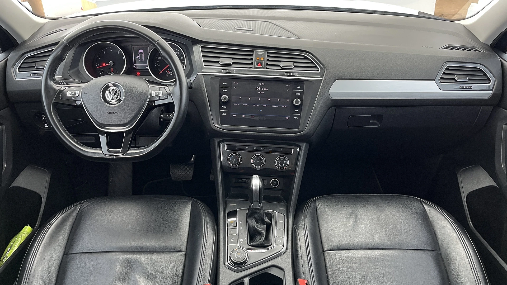 VOLKSWAGEN TIGUAN ALLSPACE TRENDLINE 2.0 TSI 4MOTION TP 2000CC T R17