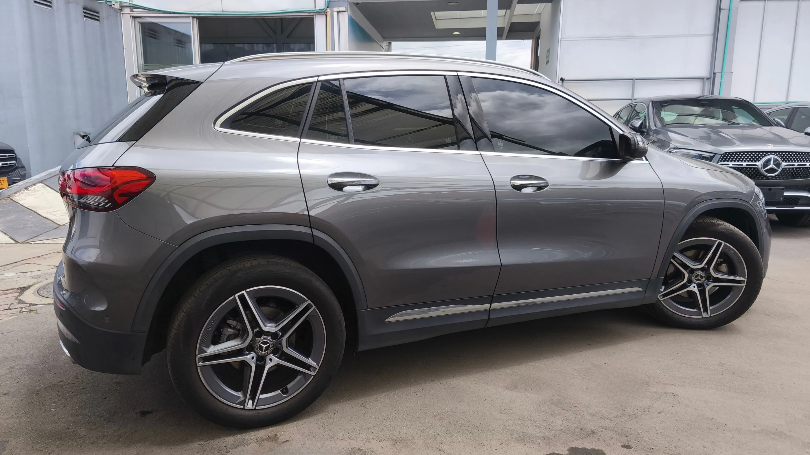 MERCEDES-BENZ GLA 200 [H247] AMG LINE TP 1300CC T CT