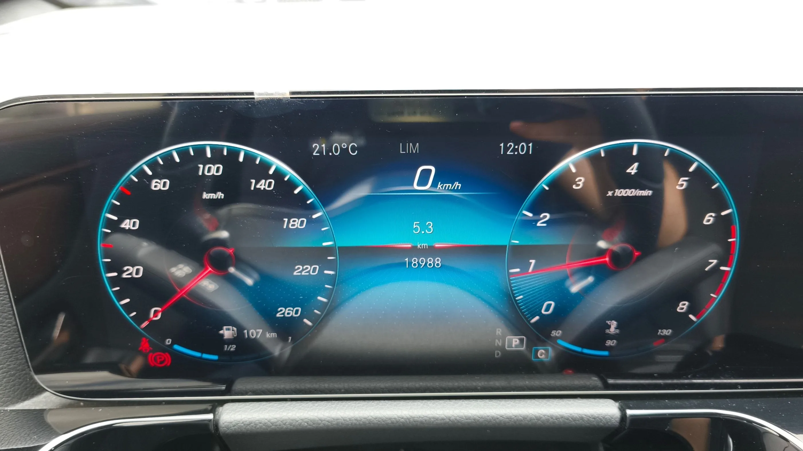 MERCEDES-BENZ GLA 200 [H247] AMG LINE TP 1300CC T CT