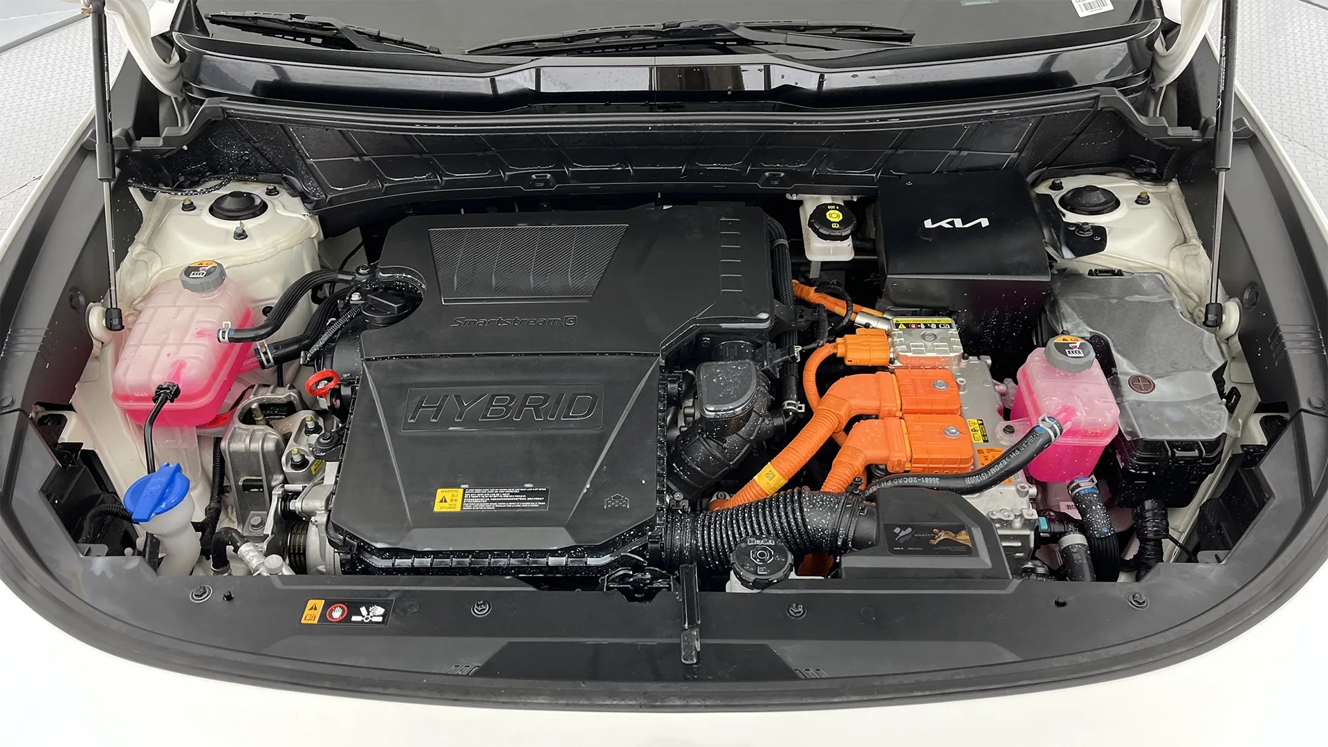KIA NIRO VIBRANT AT 1600CC 7AB ABS R18