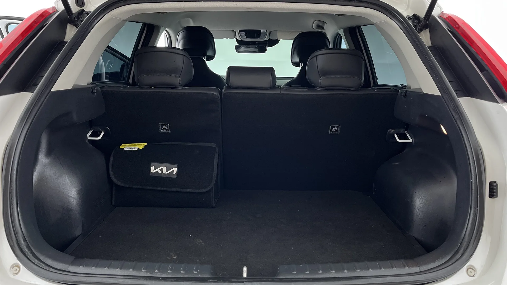KIA NIRO VIBRANT AT 1600CC 7AB ABS R18