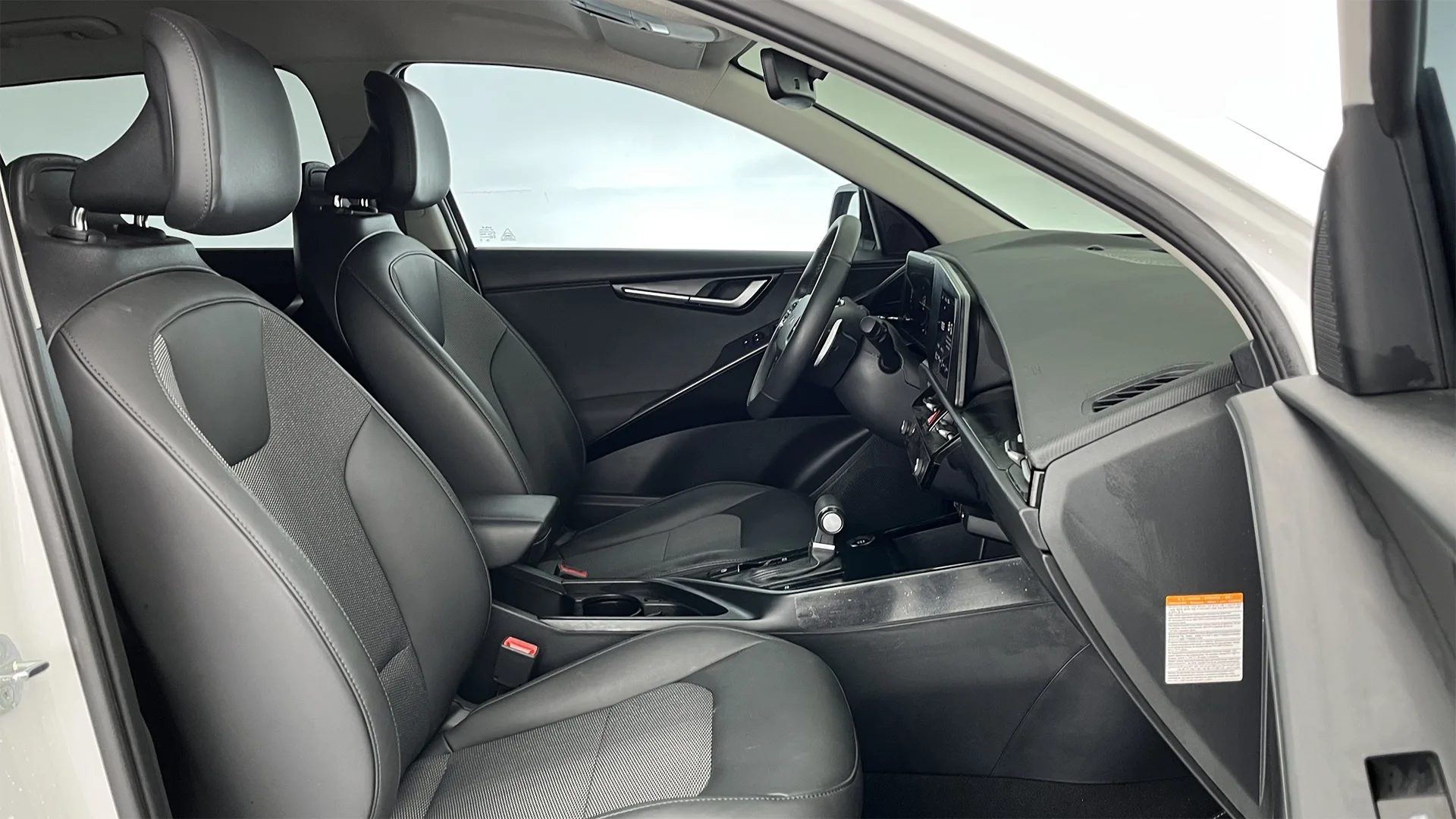 KIA NIRO VIBRANT AT 1600CC 7AB ABS R18
