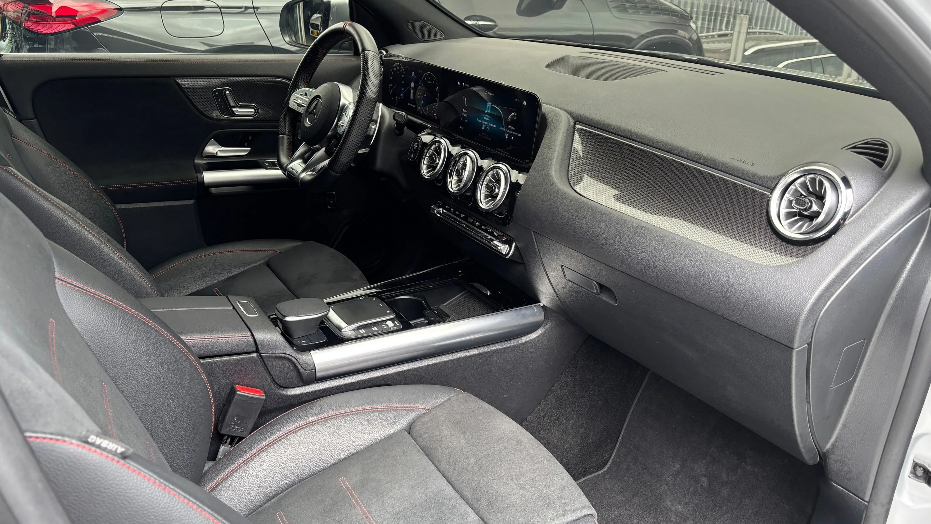 MERCEDES-BENZ GLA [H247] AMG 4MATIC TP 2000CC T CT