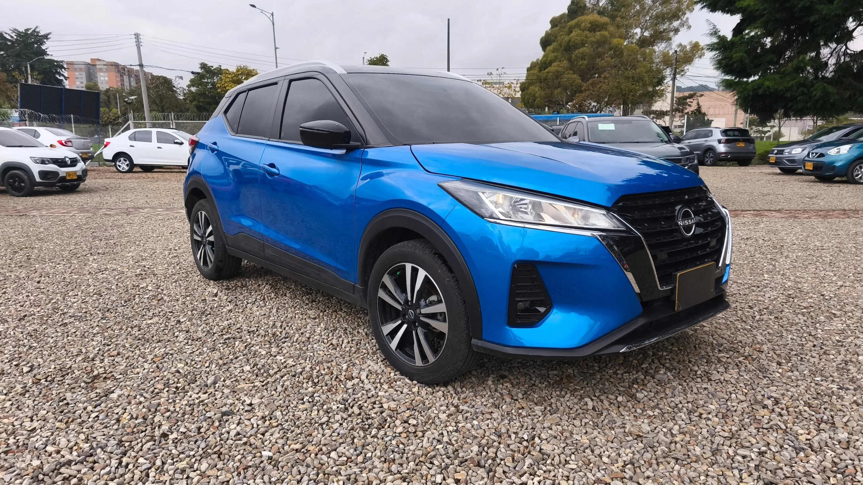 NISSAN KICKS ADVANCE TP 1600CC R17