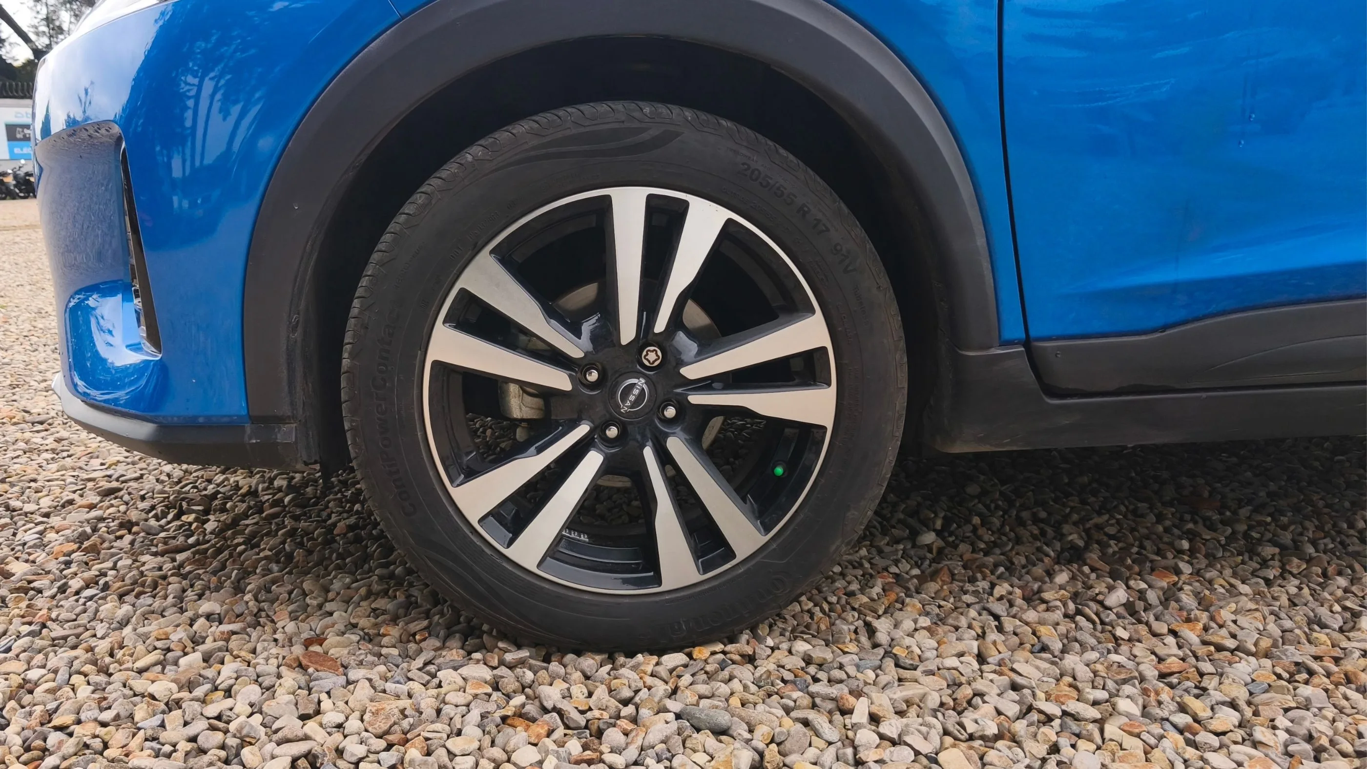 NISSAN KICKS ADVANCE TP 1600CC R17