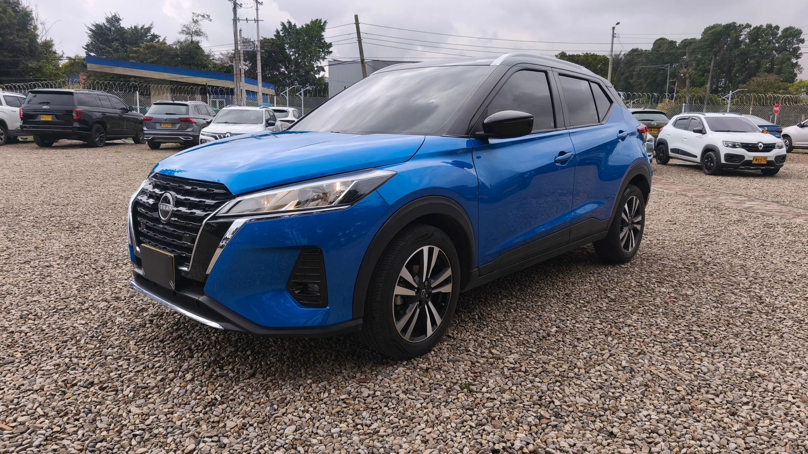 NISSAN KICKS ADVANCE TP 1600CC R17