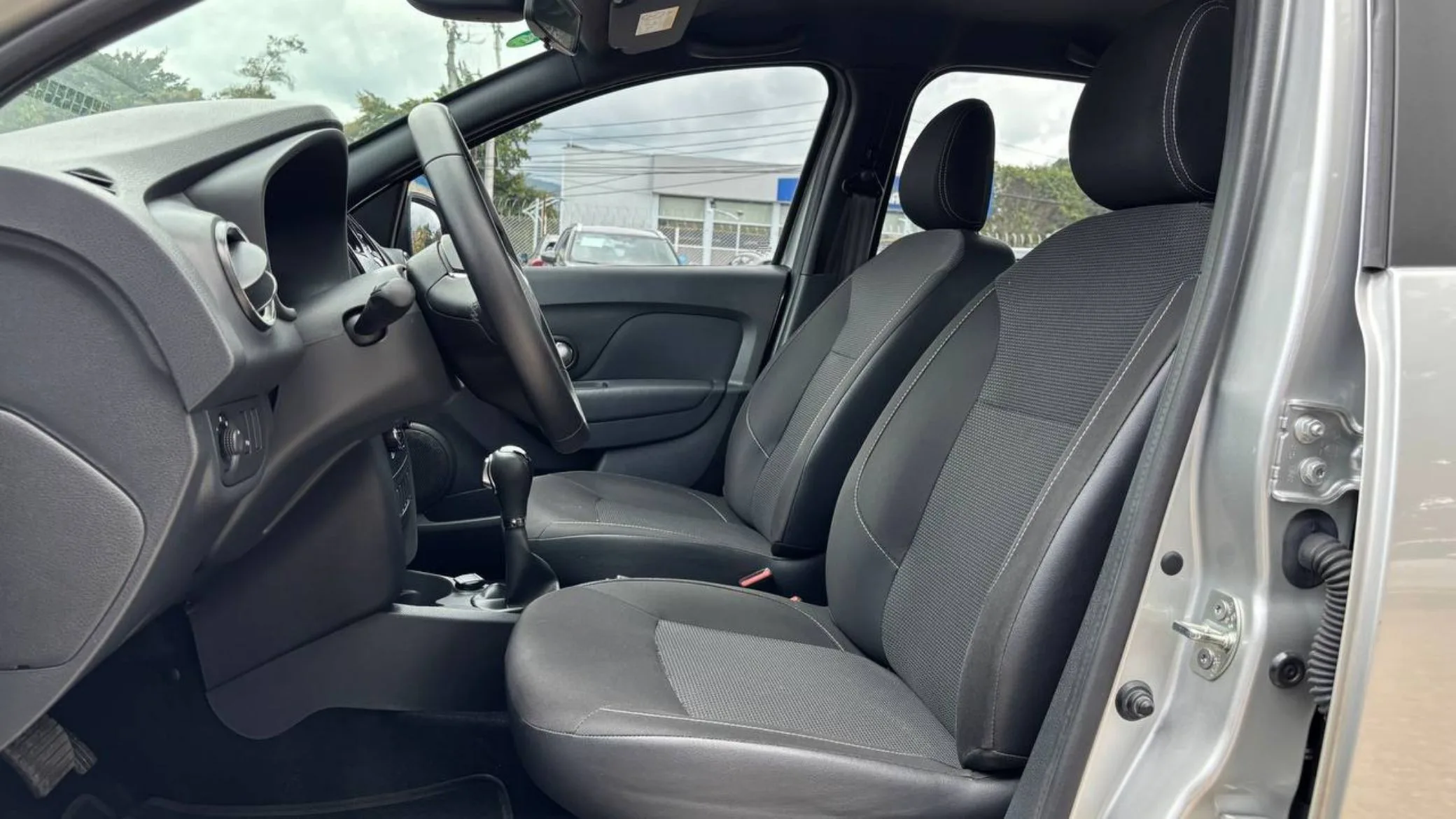 RENAULT LOGAN INTENS TP 1600CC 16V AA 4AB ABS TC