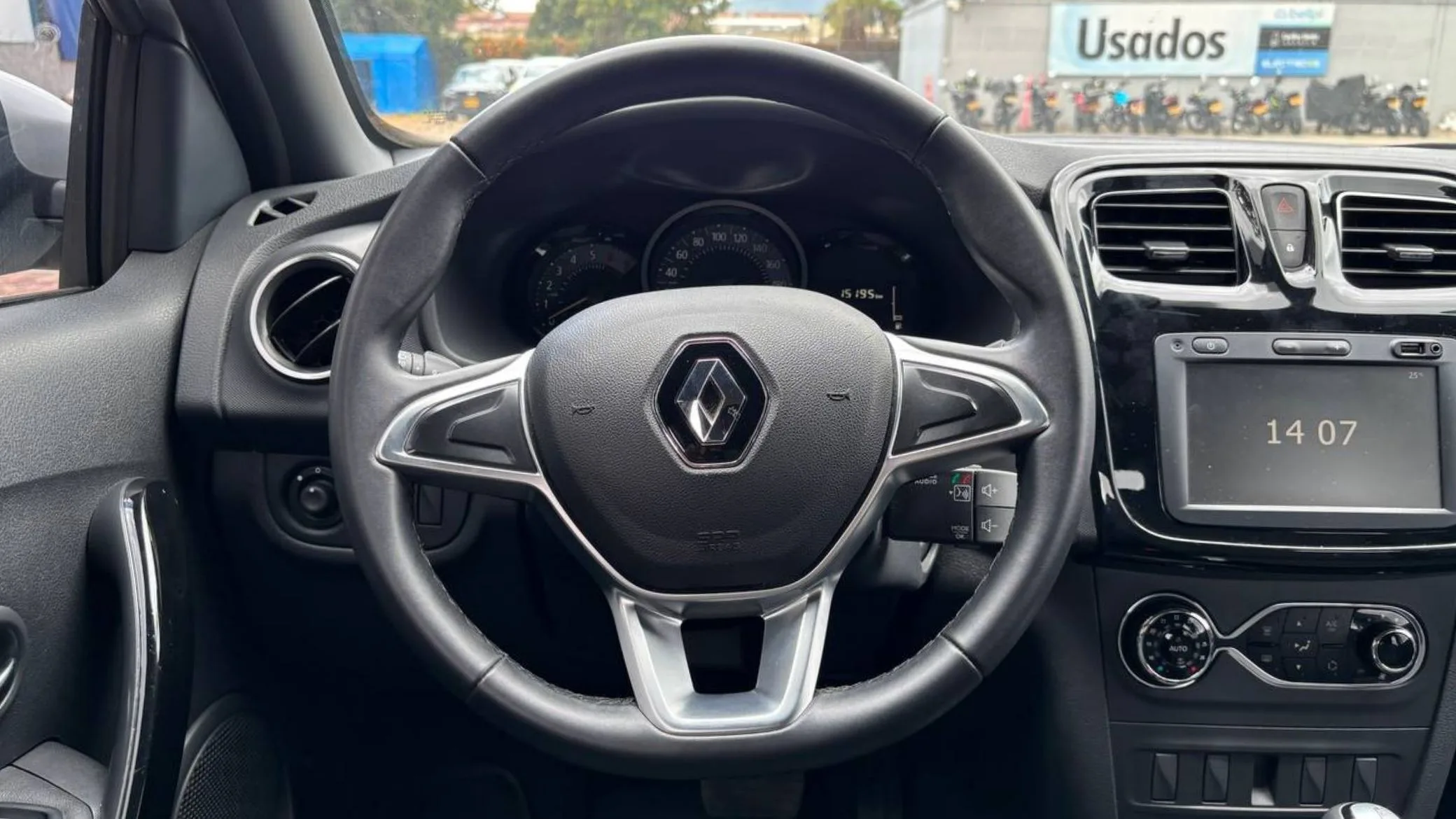 RENAULT LOGAN INTENS TP 1600CC 16V AA 4AB ABS TC