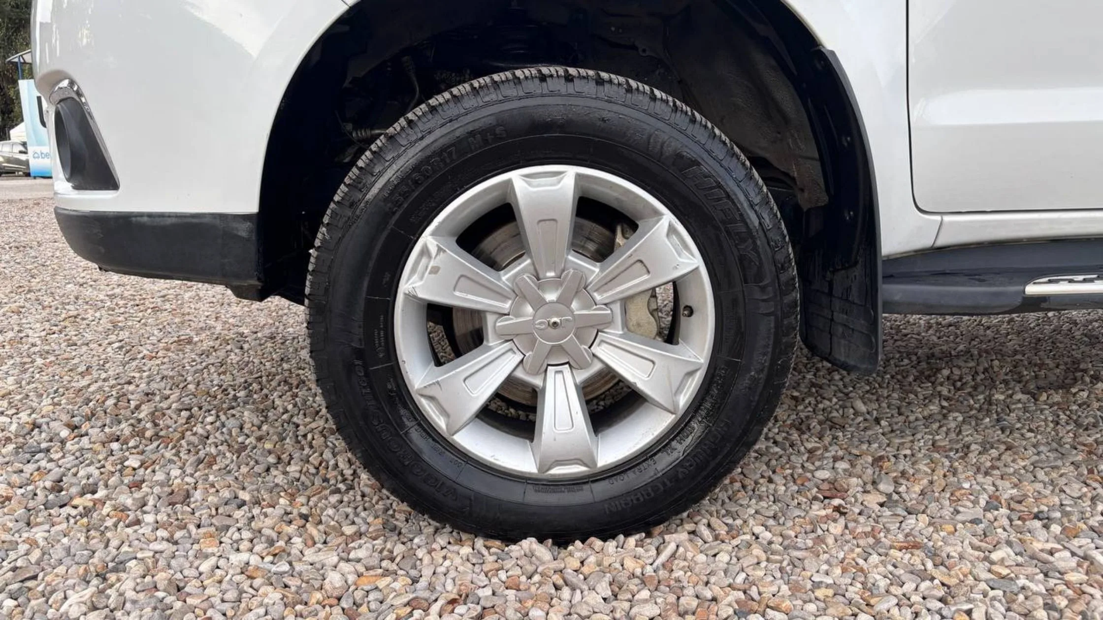 JAC HFC1037 T6 MT 2000CC 4X2