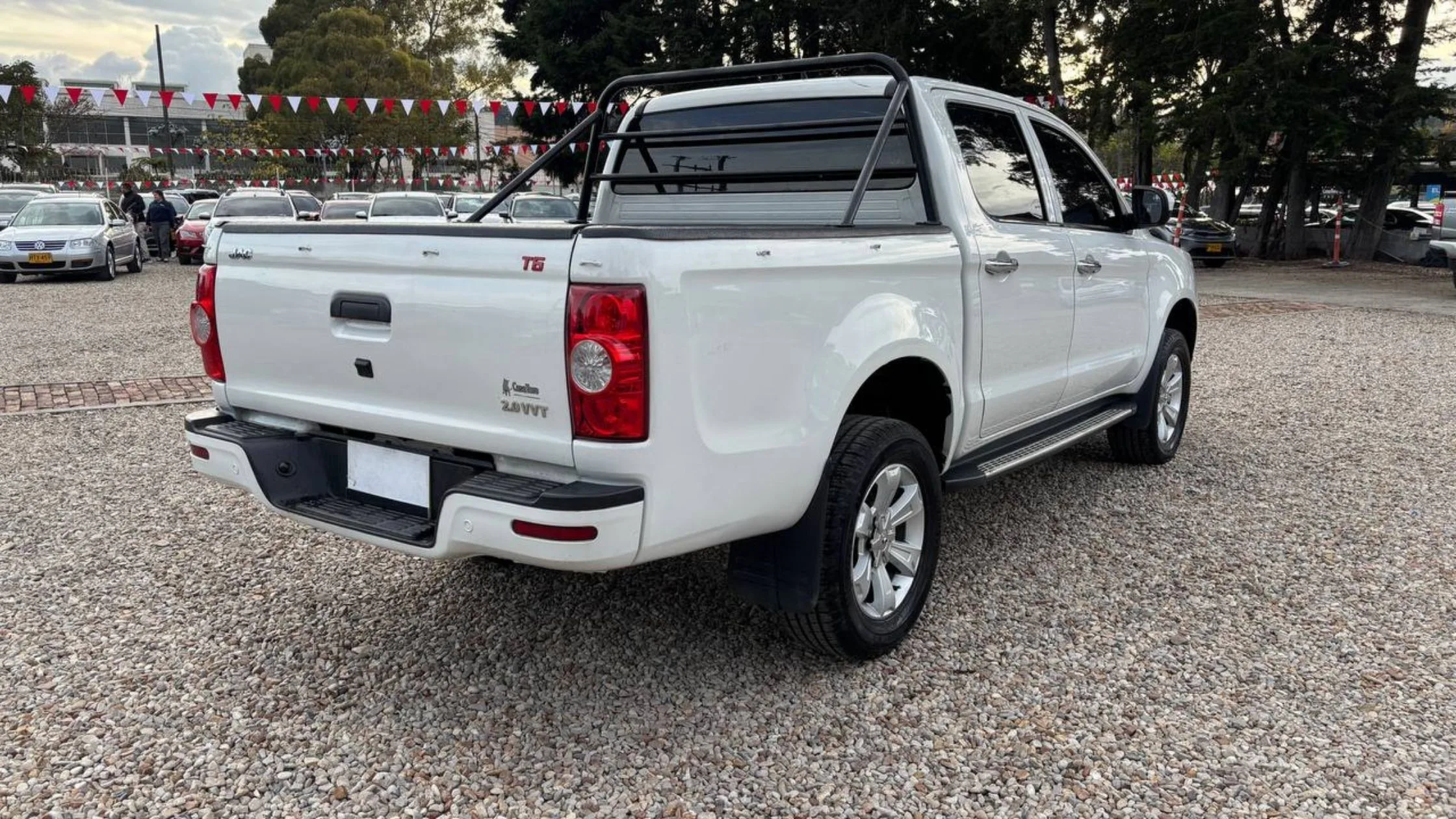 JAC HFC1037 T6 MT 2000CC 4X2