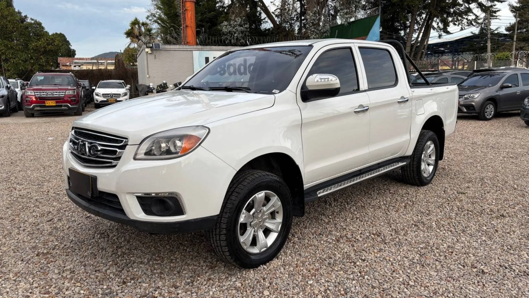 JAC HFC1037 T6 MT 2000CC 4X2