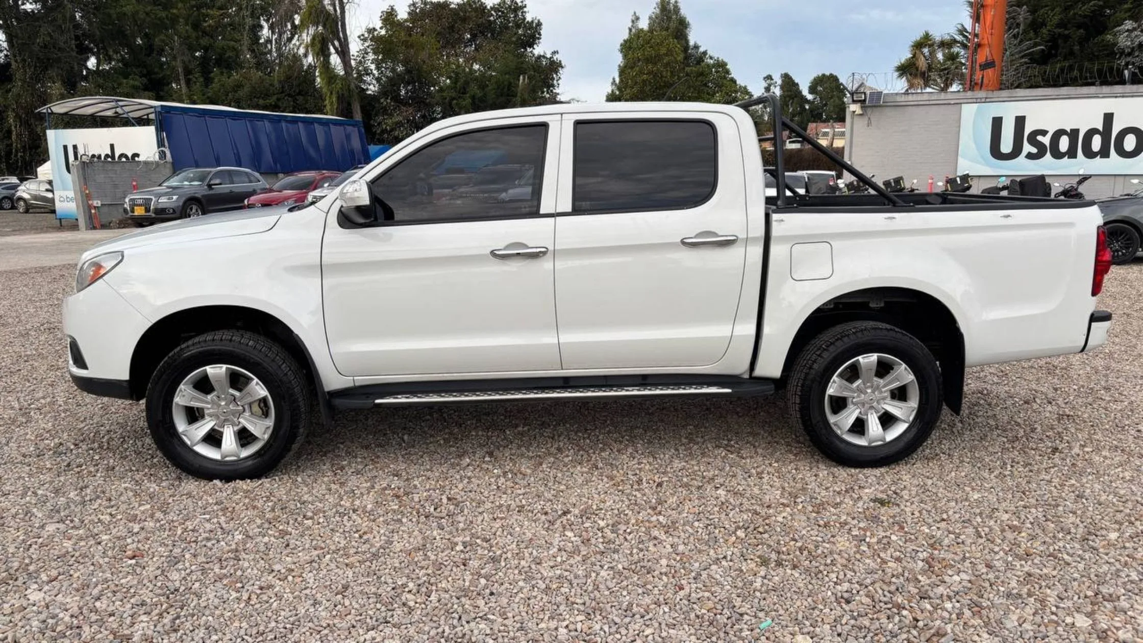 JAC HFC1037 T6 MT 2000CC 4X2