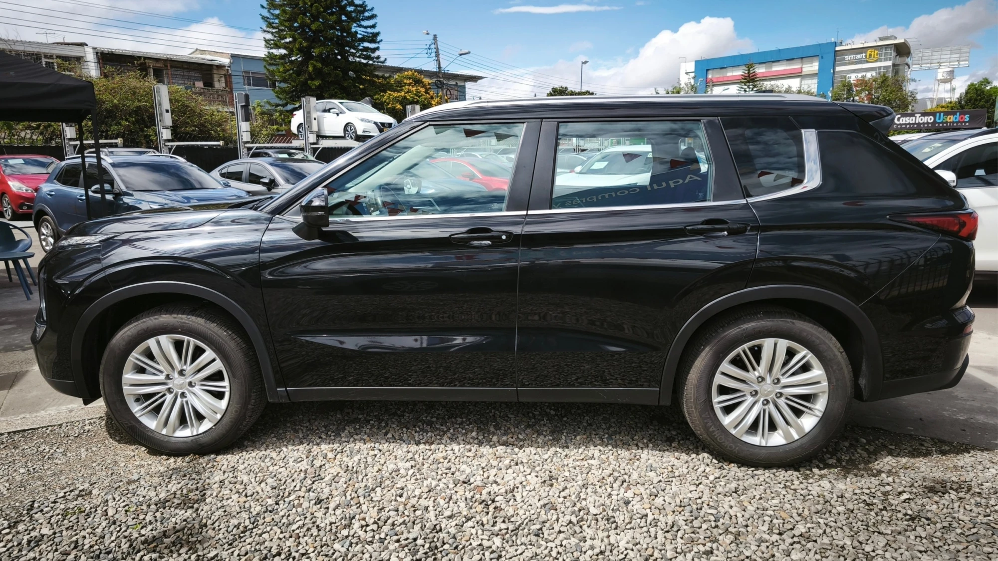 MITSUBISHI OUTLANDER 2.5L AT 2500CC 7AB 4X2