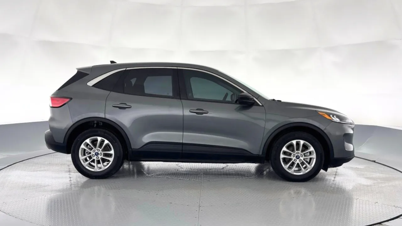 FORD ESCAPE SE HEV TP 2500CC 4X2