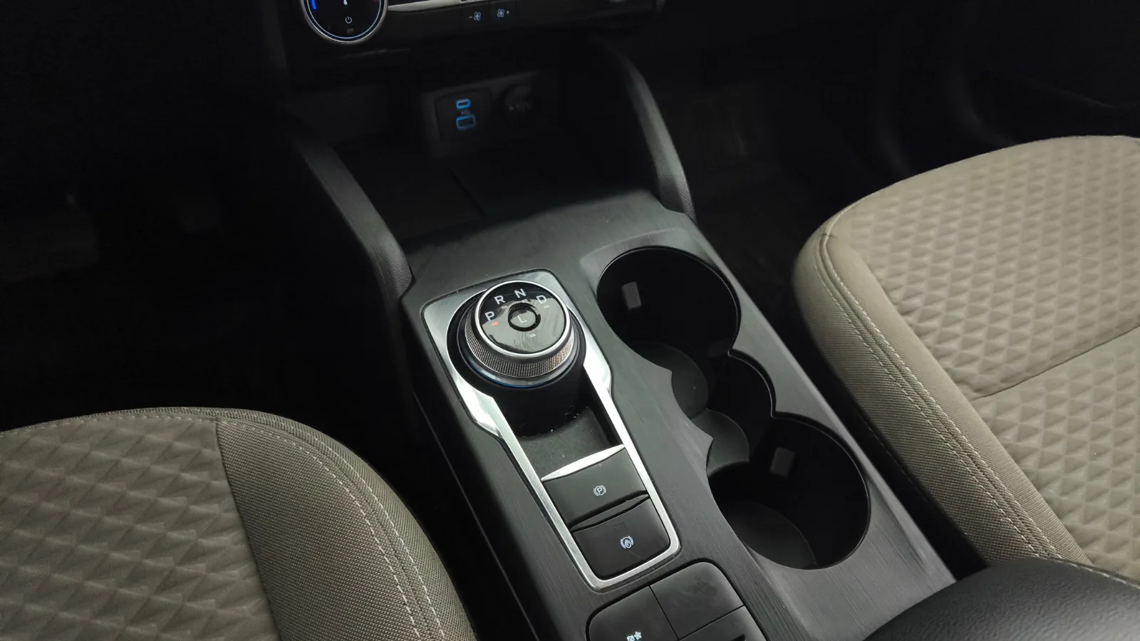 FORD ESCAPE SE HEV TP 2500CC 4X2