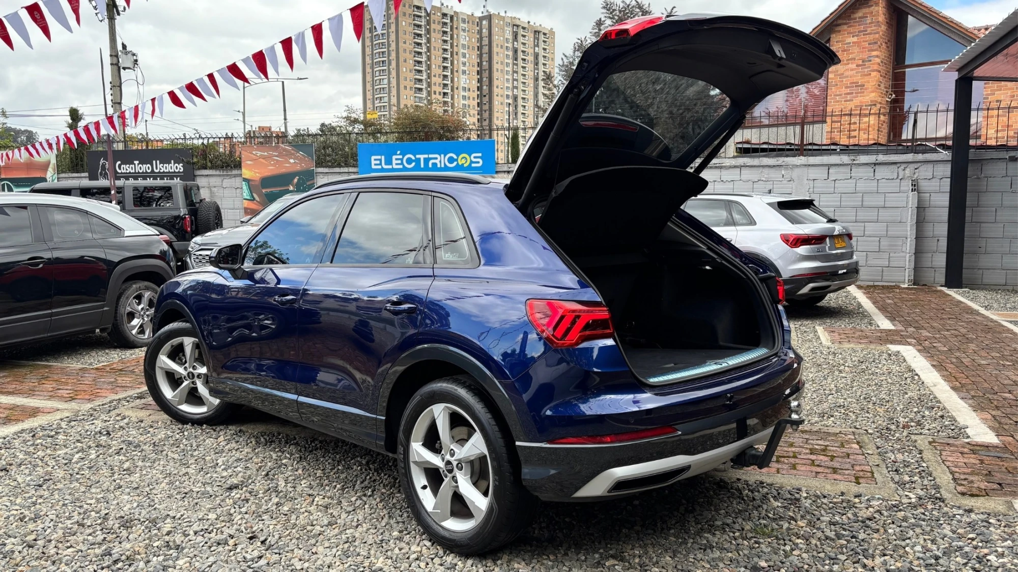 AUDI Q3 35 TFSI AMBITION TP 1400CC T CT