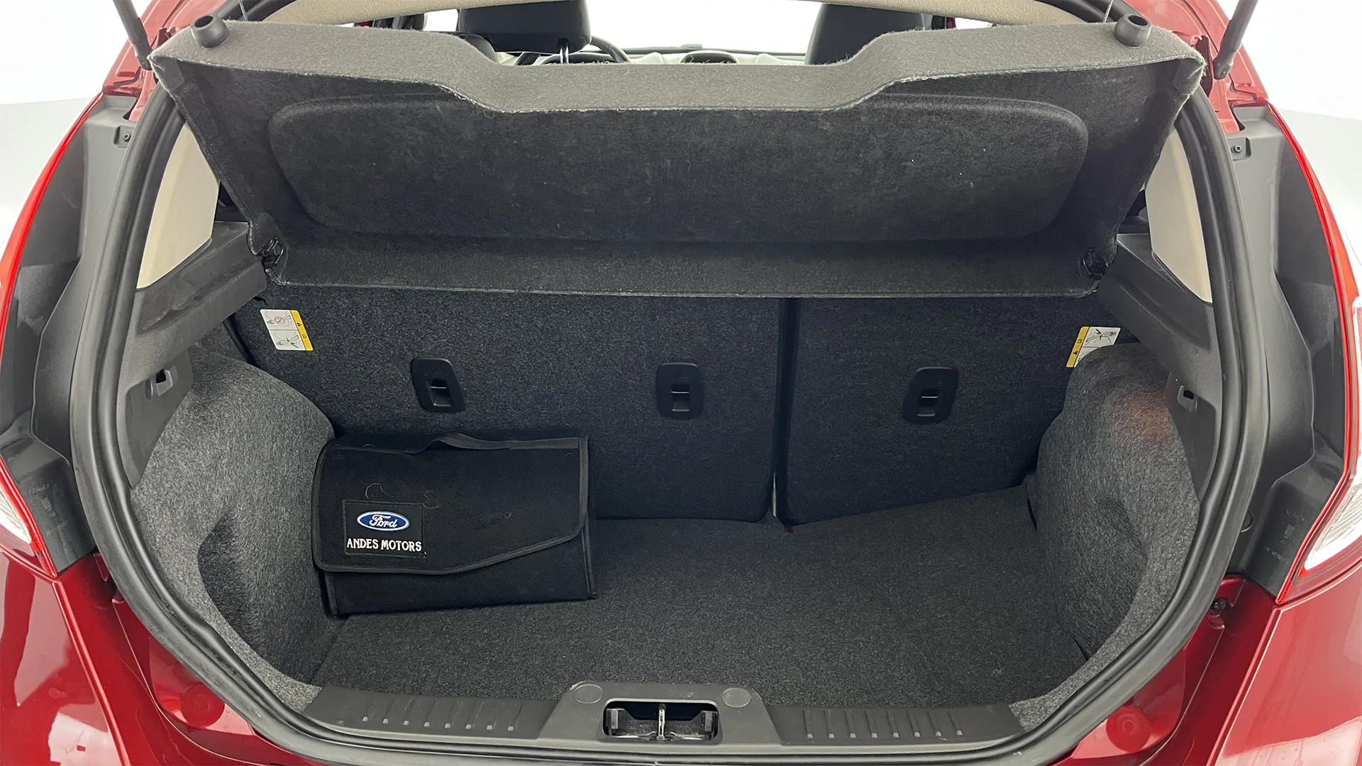 FORD FIESTA HATCHBACK SE TP 1600CC 5P
