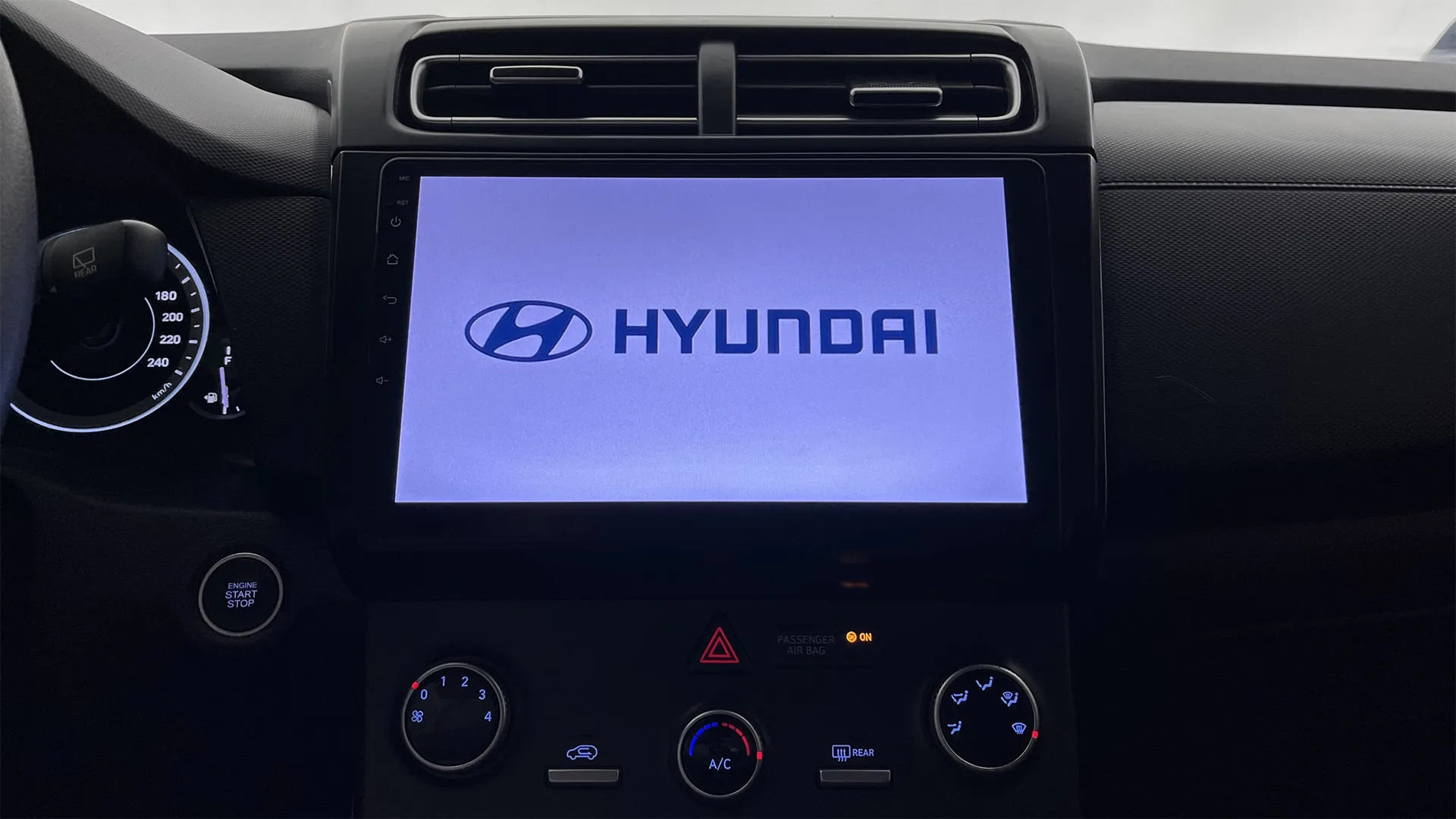 HYUNDAI CRETA PREMIUM AT 1500CC 4X2 6AB