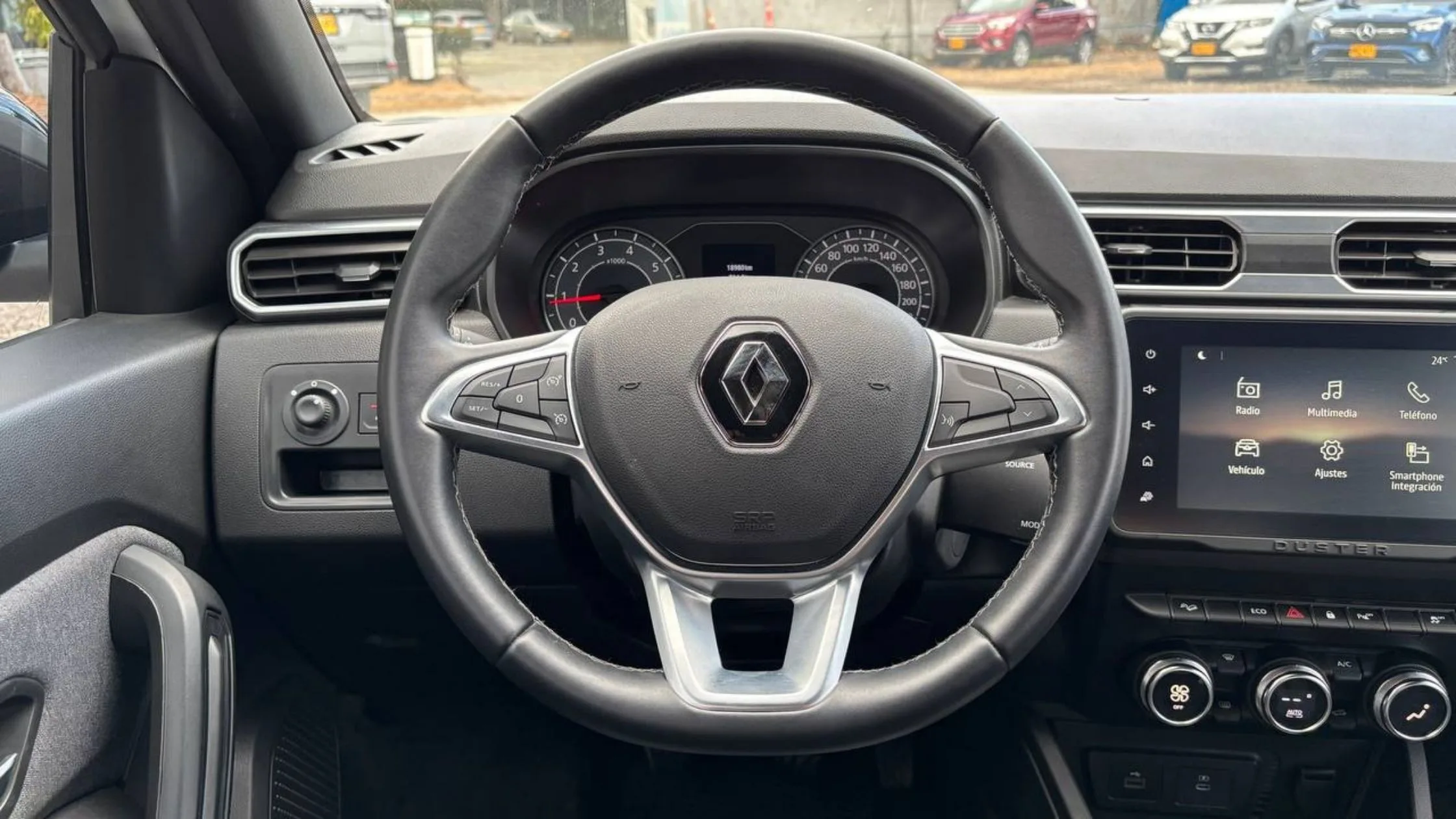 RENAULT DUSTER ICONIC MT 1300CC T 4X4 6AB