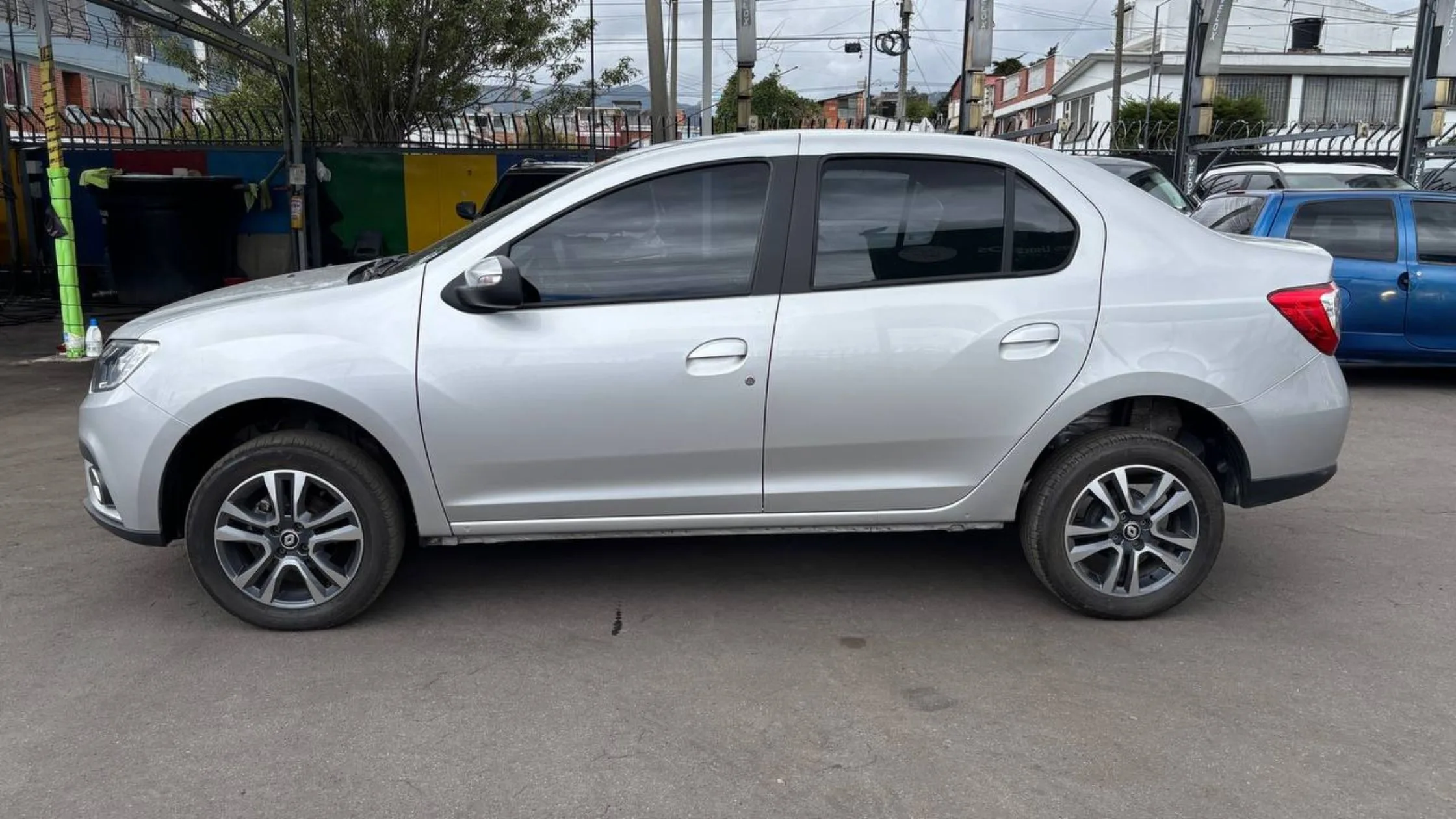 RENAULT LOGAN INTENS TP 1600CC 16V AA 4AB ABS TC