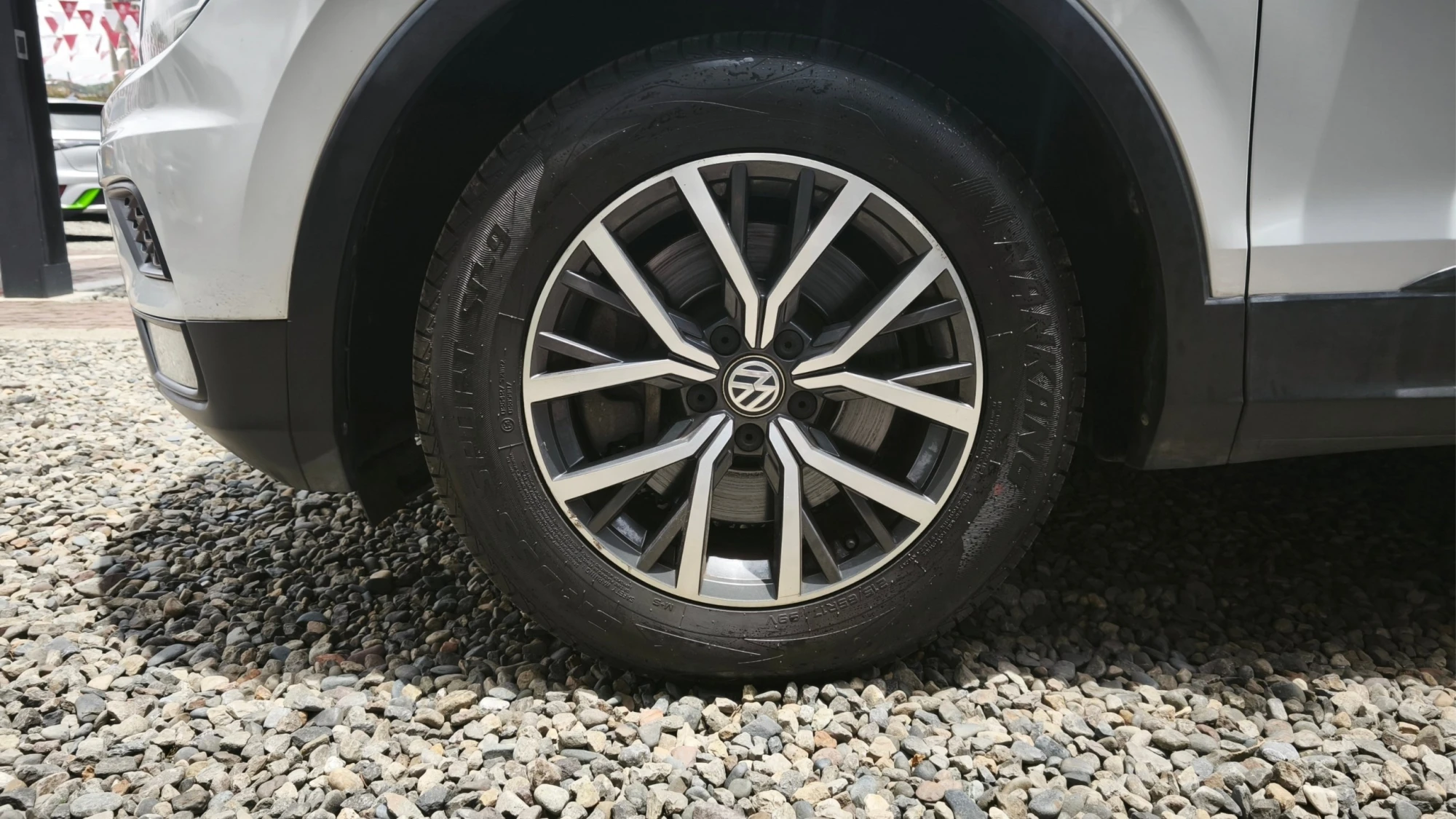 VOLKSWAGEN TIGUAN ALLSPACE TRENDLINE 2.0 TSI 4MOTION TP 2000CC T R17