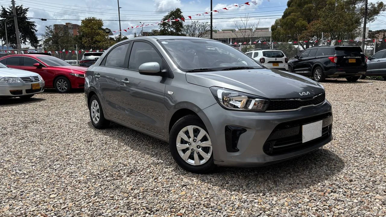 KIA SOLUTO EMOTION MT 1400CC 4P 2AB ABS