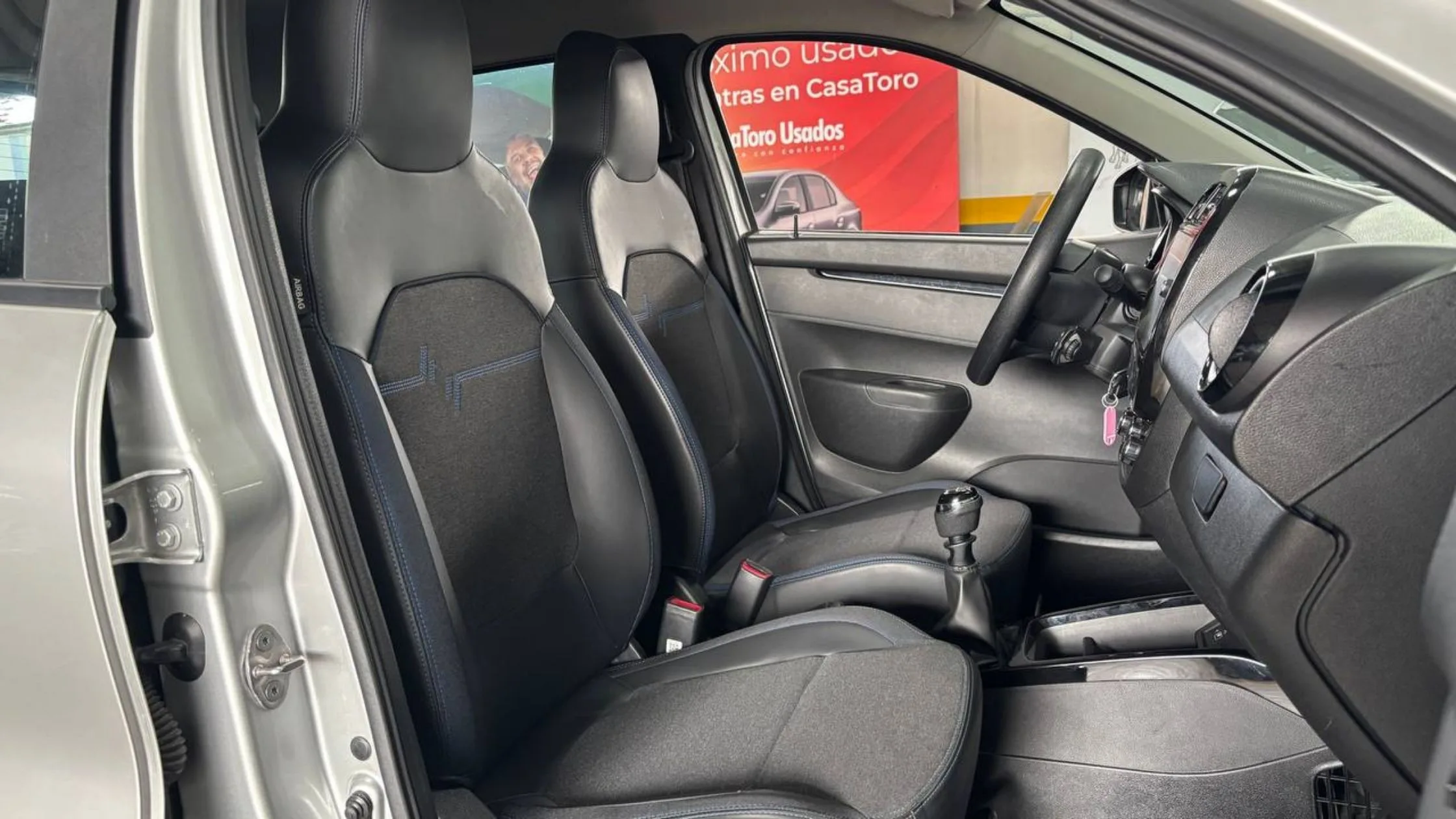 RENAULT KWID INTENS MT 1000CC 12V 4AB ABS
