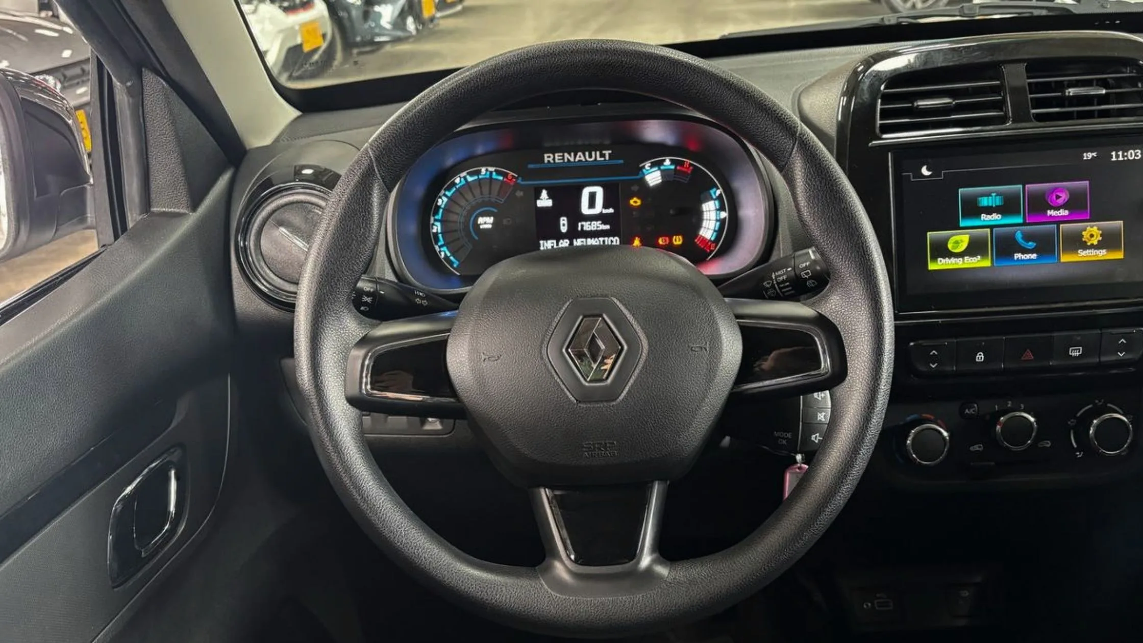 RENAULT KWID INTENS MT 1000CC 12V 4AB ABS