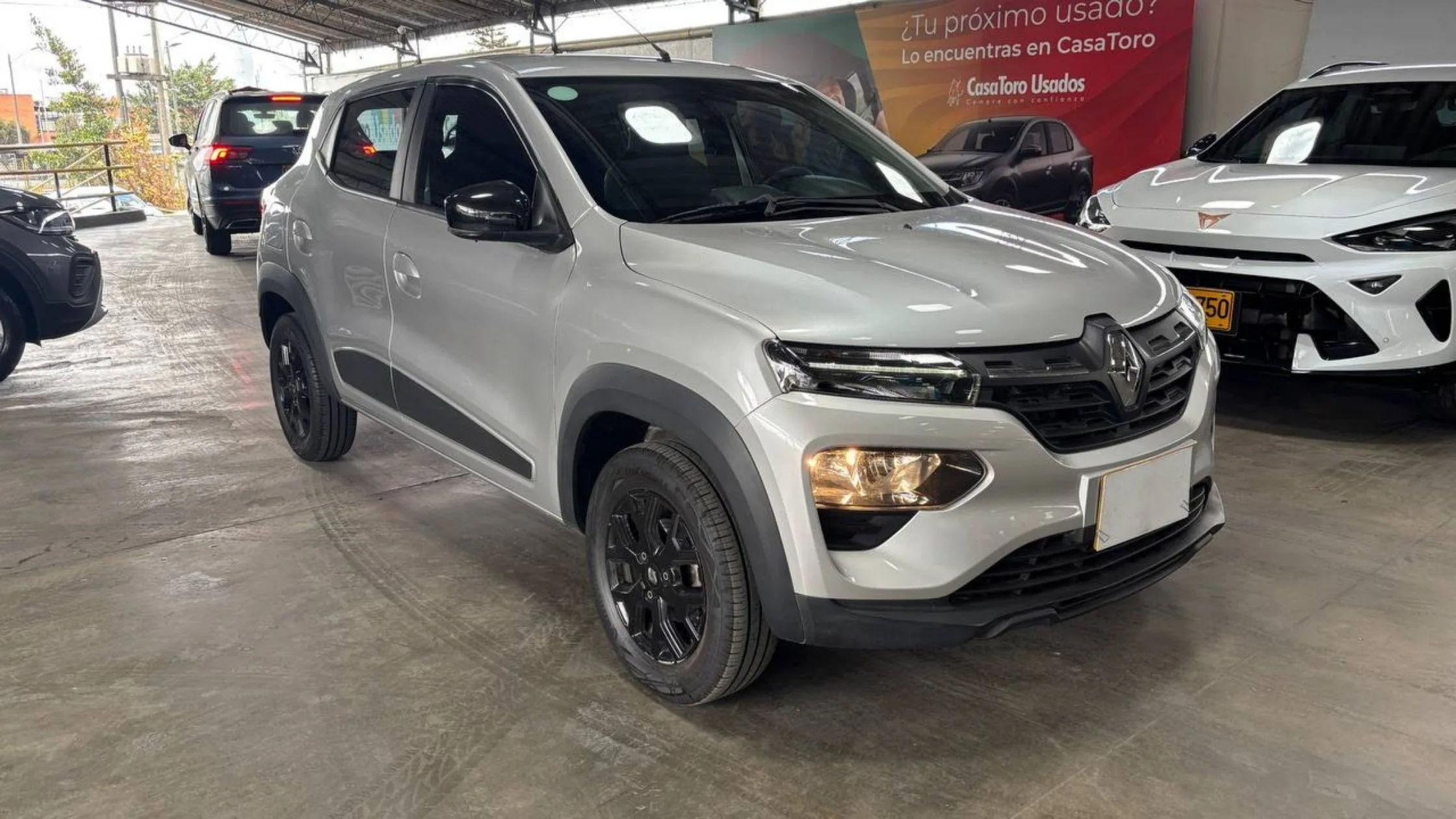 RENAULT KWID INTENS MT 1000CC 12V 4AB ABS