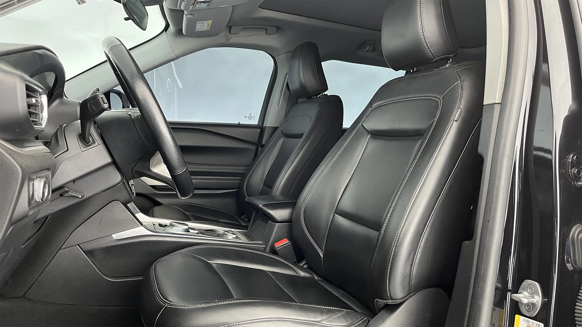 FORD EXPLORER XLT TP 2300CC T 4X4