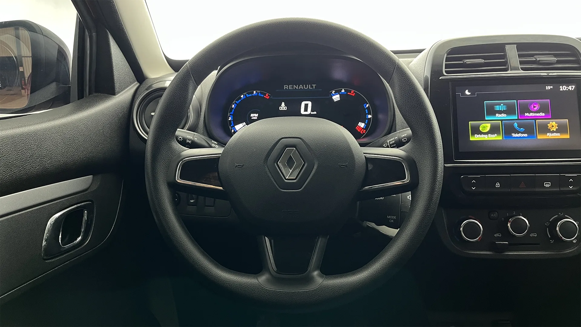 RENAULT KWID OUTSIDER MT 1000CC 12V 4AB ABS