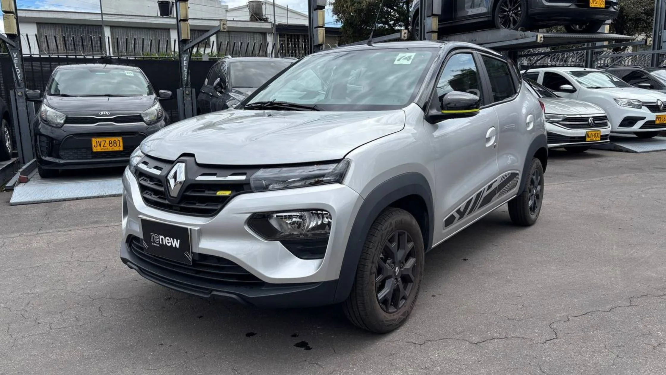 RENAULT KWID ICONIC MT 1000CC 12V 4AB ABS