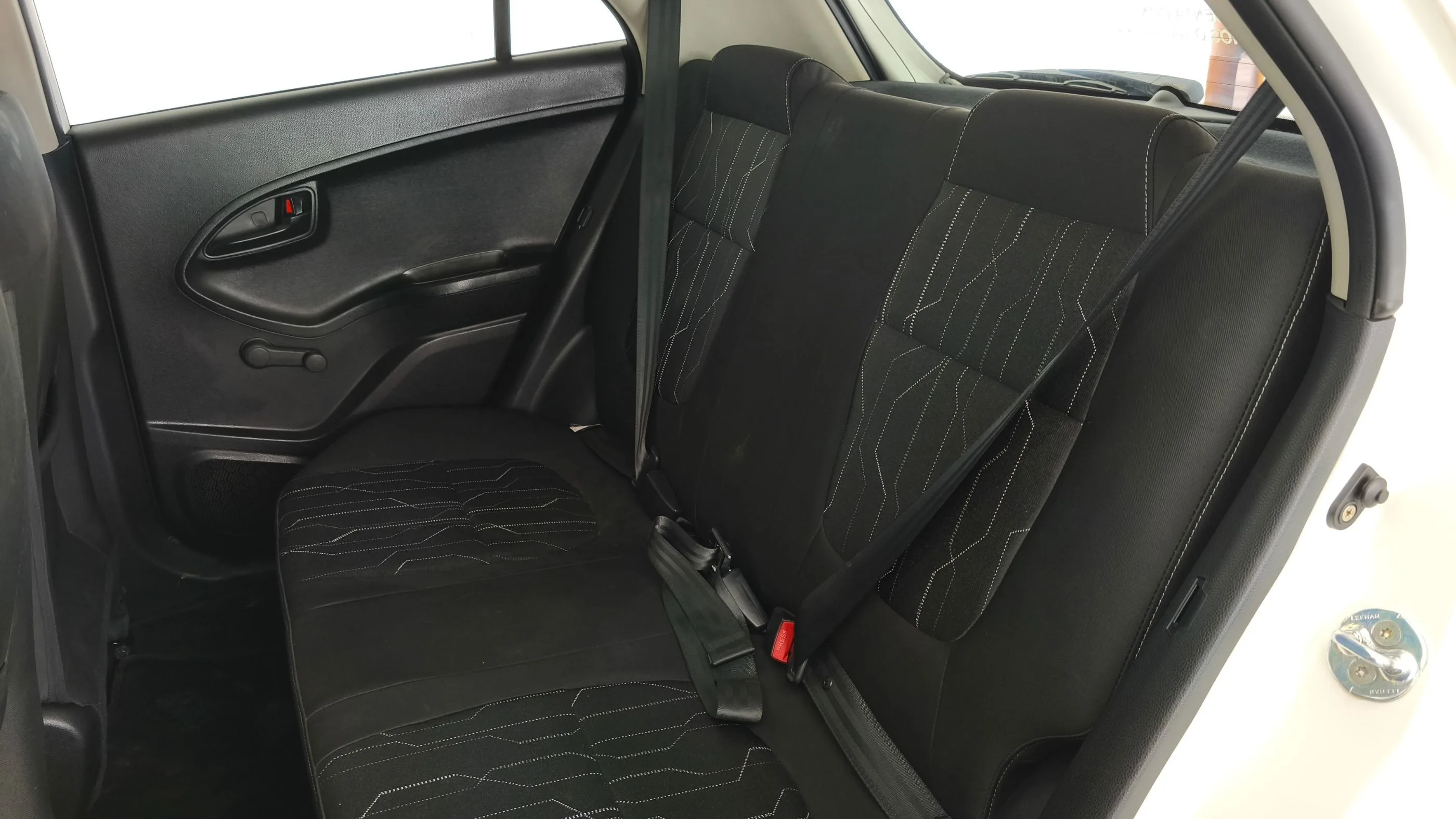 KIA PICANTO 1.25 AT 1200CC AA