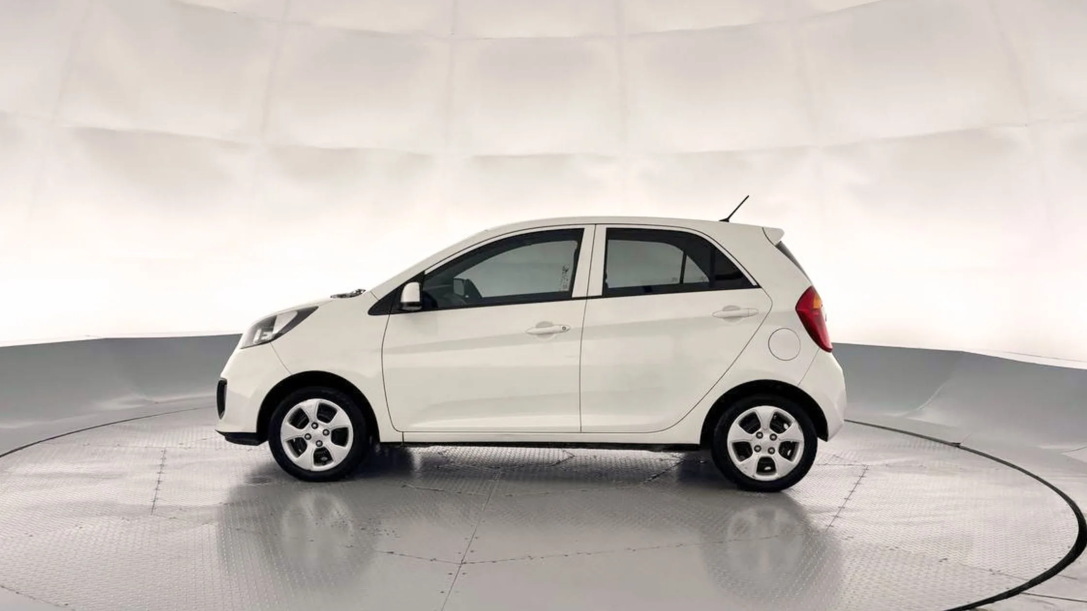KIA PICANTO 1.25 AT 1200CC AA
