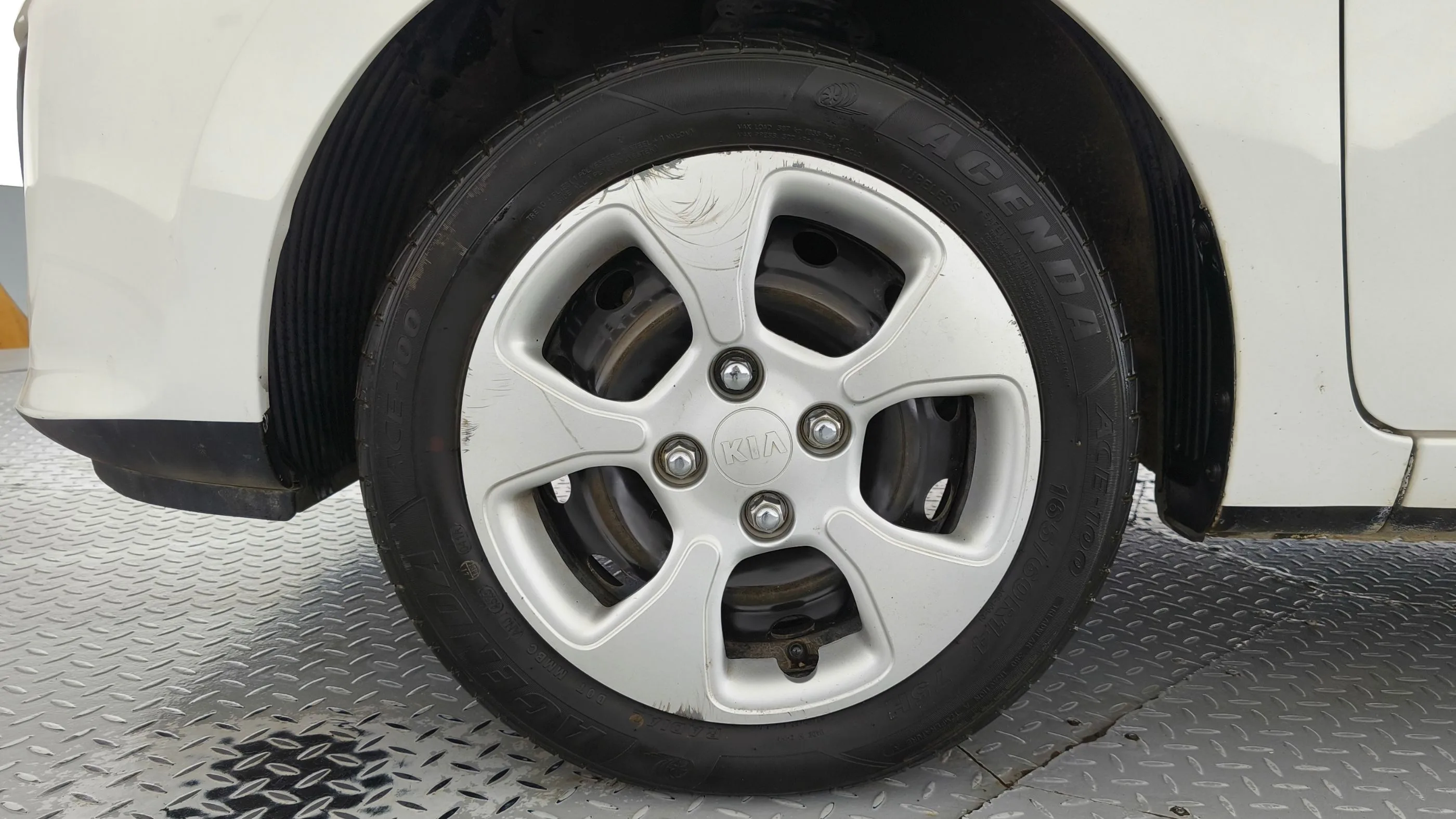 KIA PICANTO 1.25 AT 1200CC AA