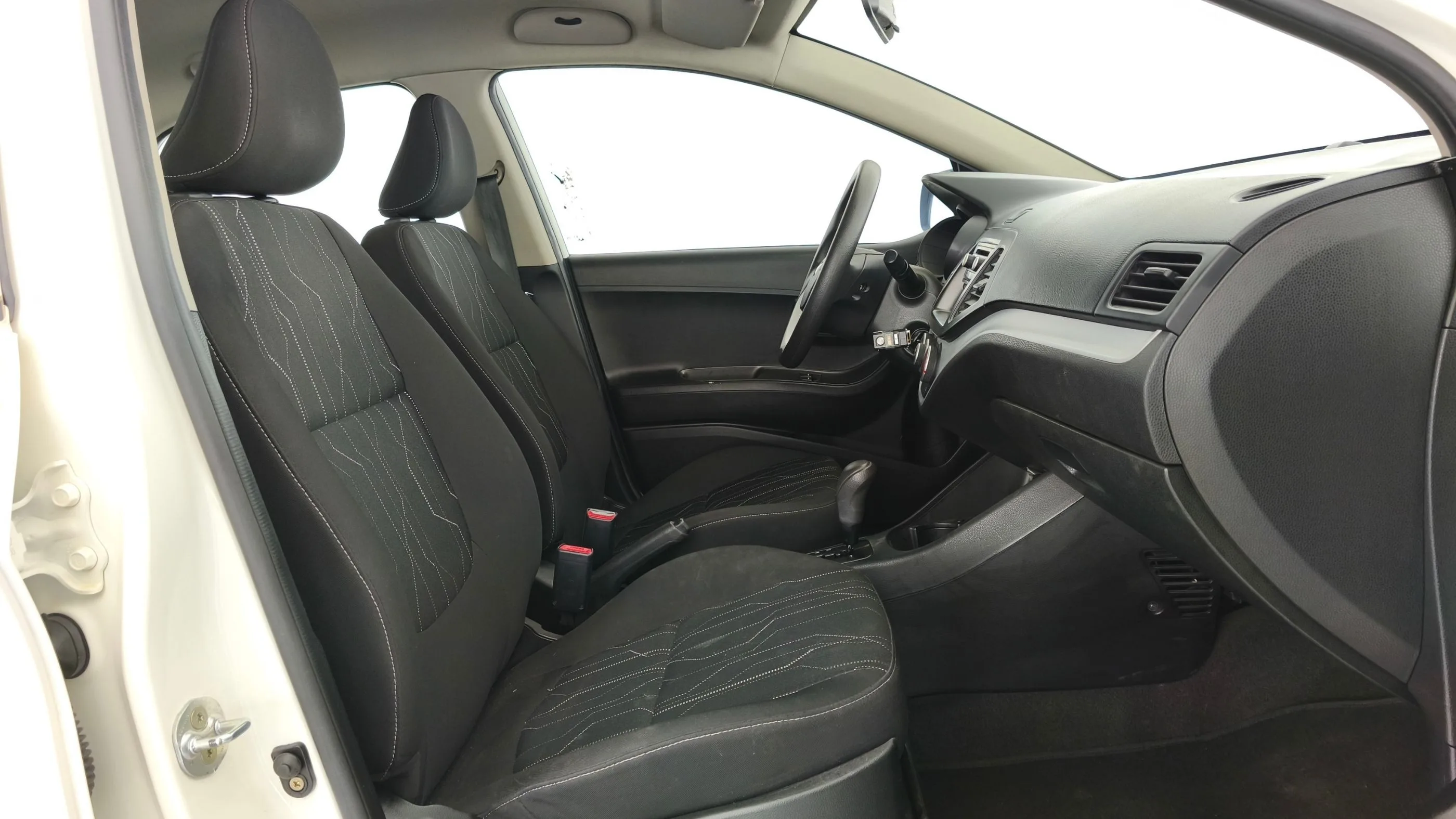 KIA PICANTO 1.25 AT 1200CC AA