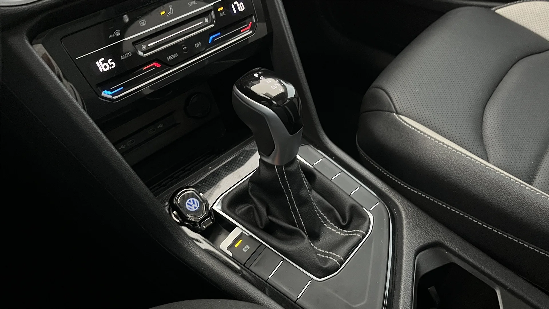 VOLKSWAGEN TAOS HIGHLINE SE AT 1400CC T 6AB CT