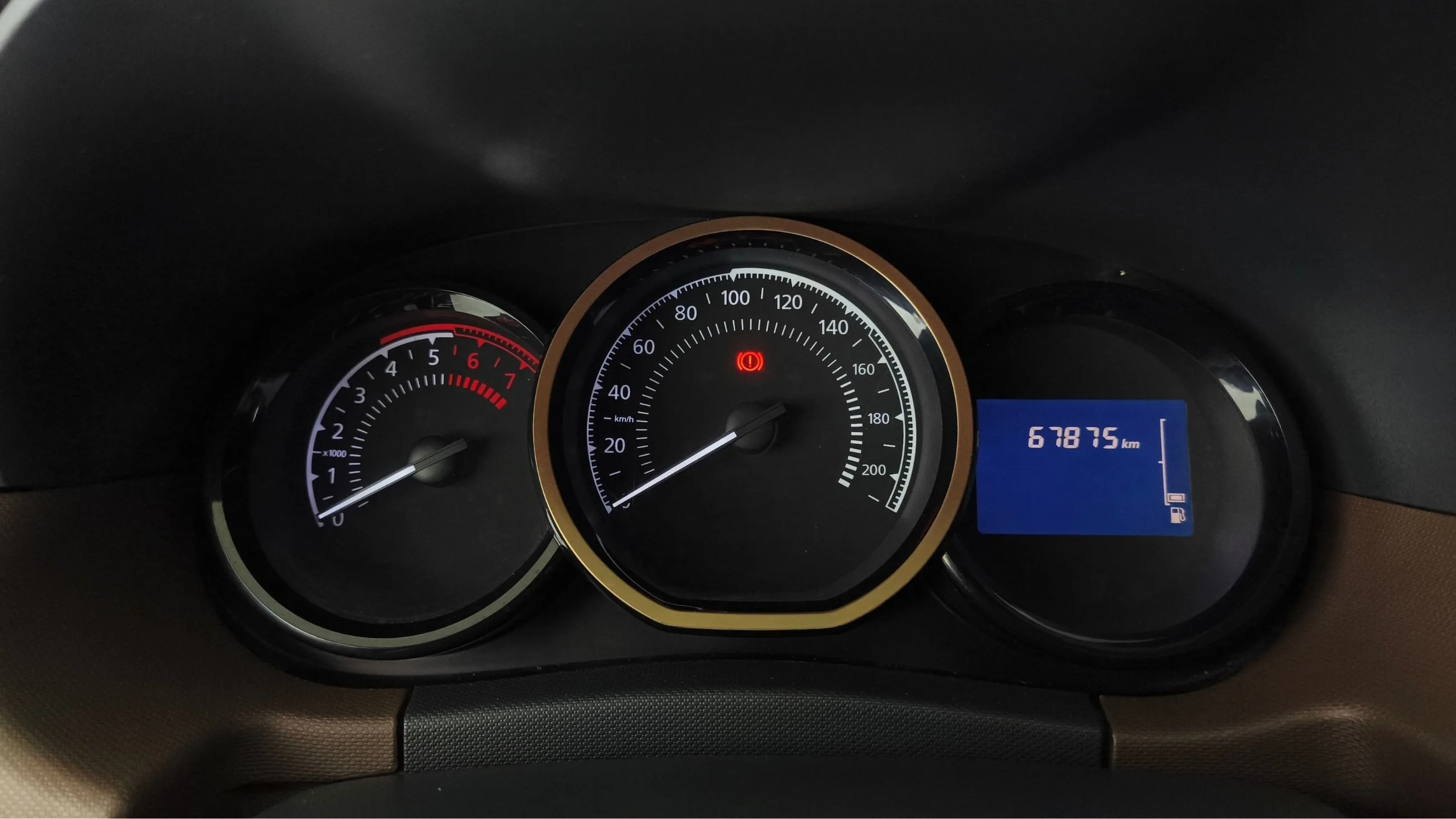 RENAULT DUSTER DYNAMIQUE/INTENS MT 2000CC 4X2