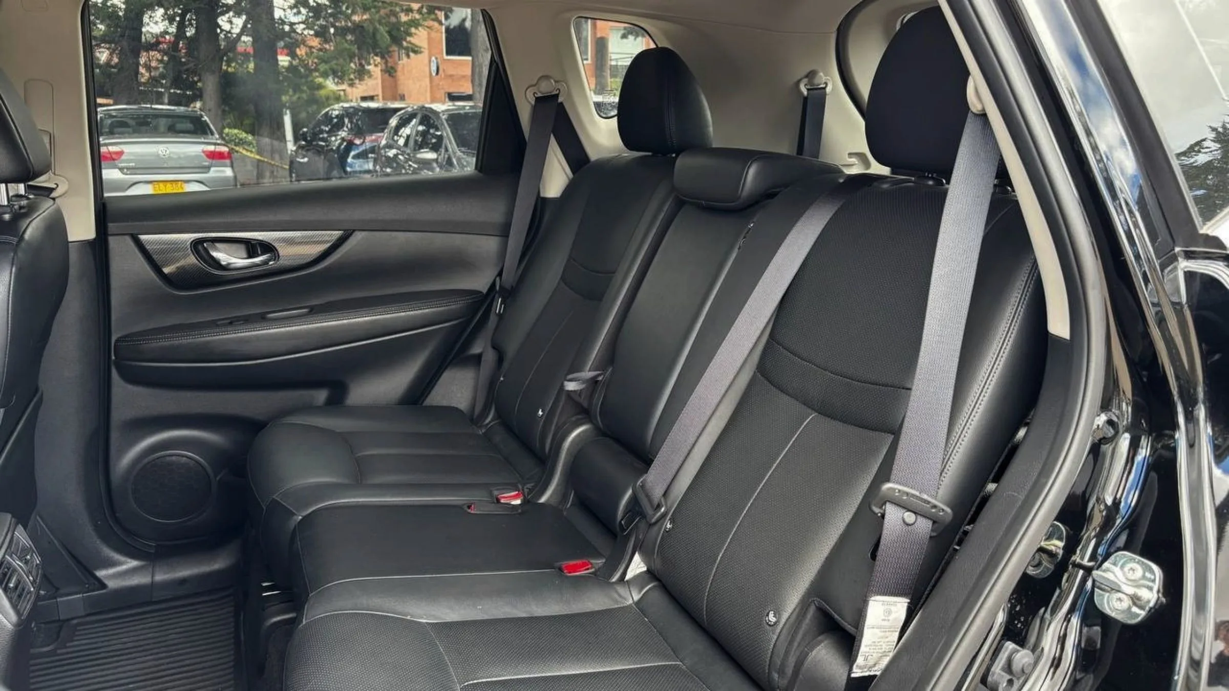 NISSAN X TRAIL EXCLUSIVE CONNECT TP 2500CC 4X4 6AB CT TC