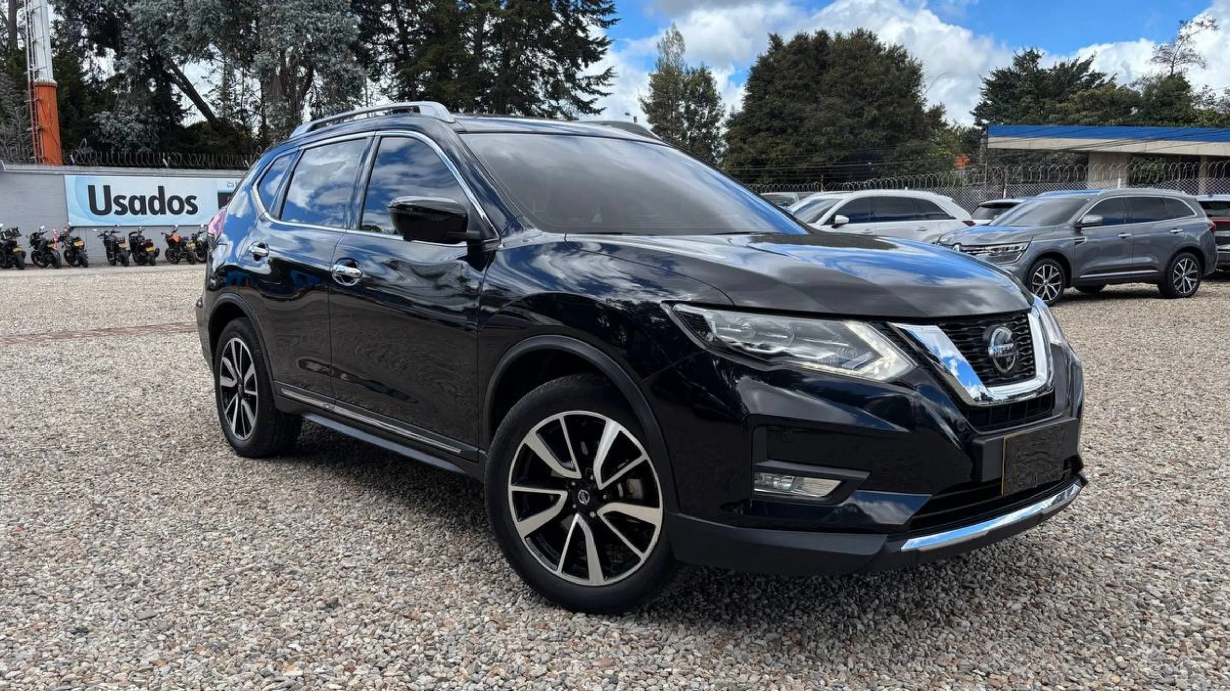 NISSAN X TRAIL EXCLUSIVE CONNECT TP 2500CC 4X4 6AB CT TC