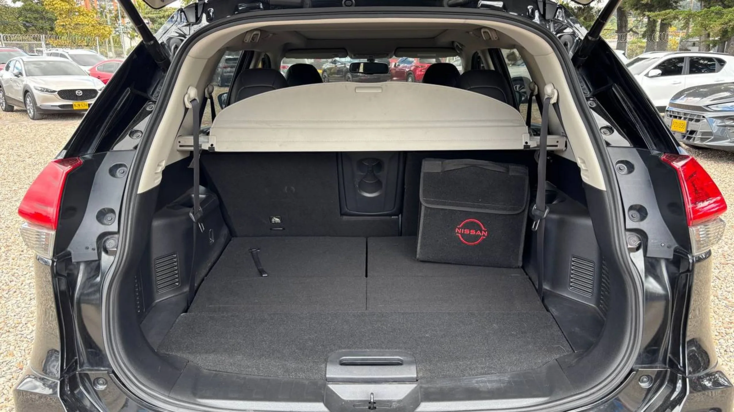 NISSAN X TRAIL EXCLUSIVE CONNECT TP 2500CC 4X4 6AB CT TC
