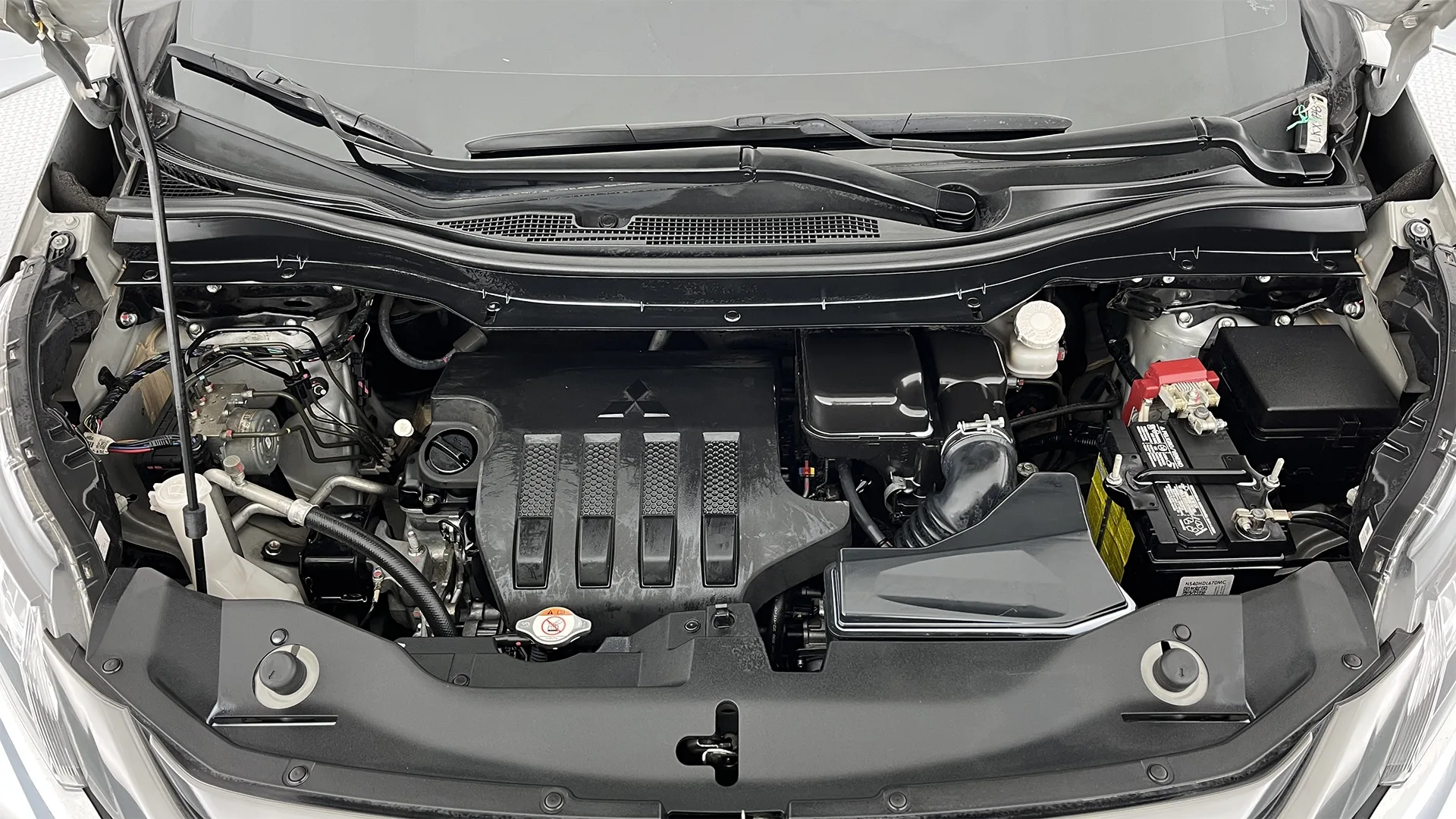 MITSUBISHI XPANDER CROSS AT 1500CC 4X2 2AB ABS TC